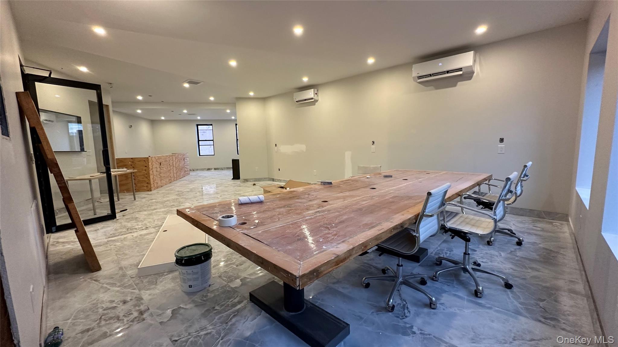 Commercial Lease New York  Brooklyn, NY 11212, MLS-943495-17