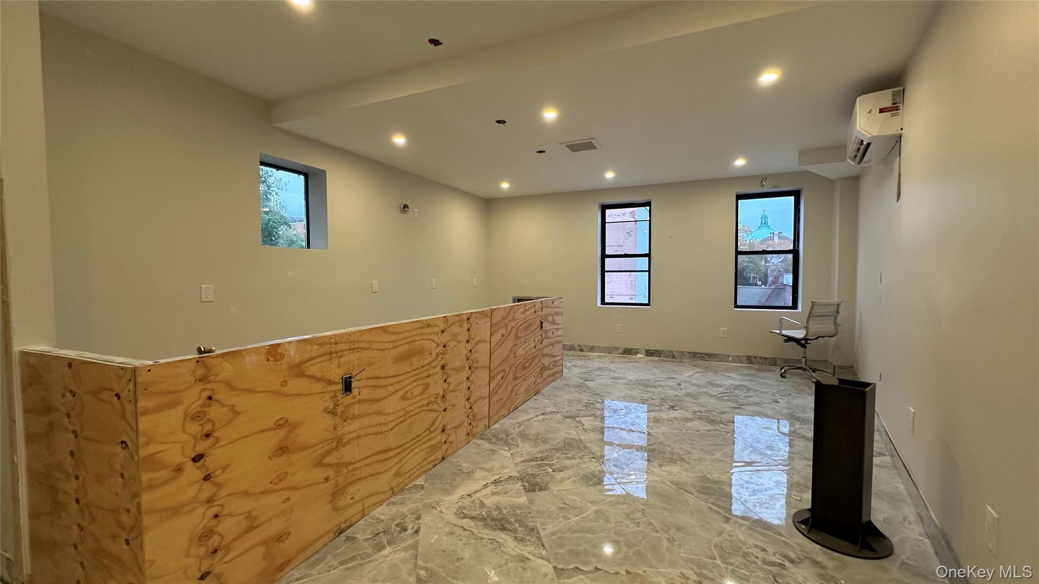 Commercial Lease New York  Brooklyn, NY 11212, MLS-943495-4