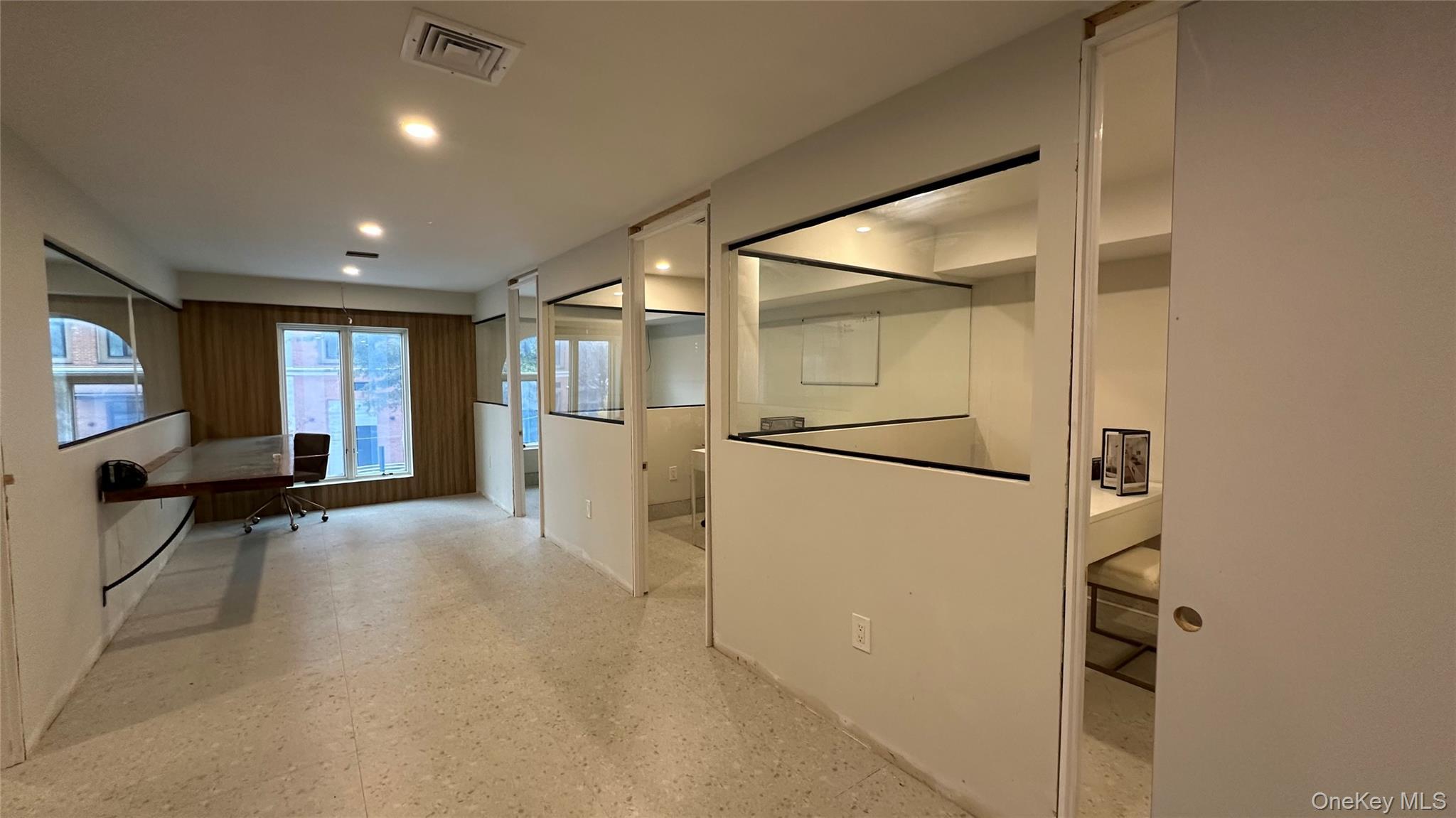 Commercial Lease New York  Brooklyn, NY 11212, MLS-943495-9