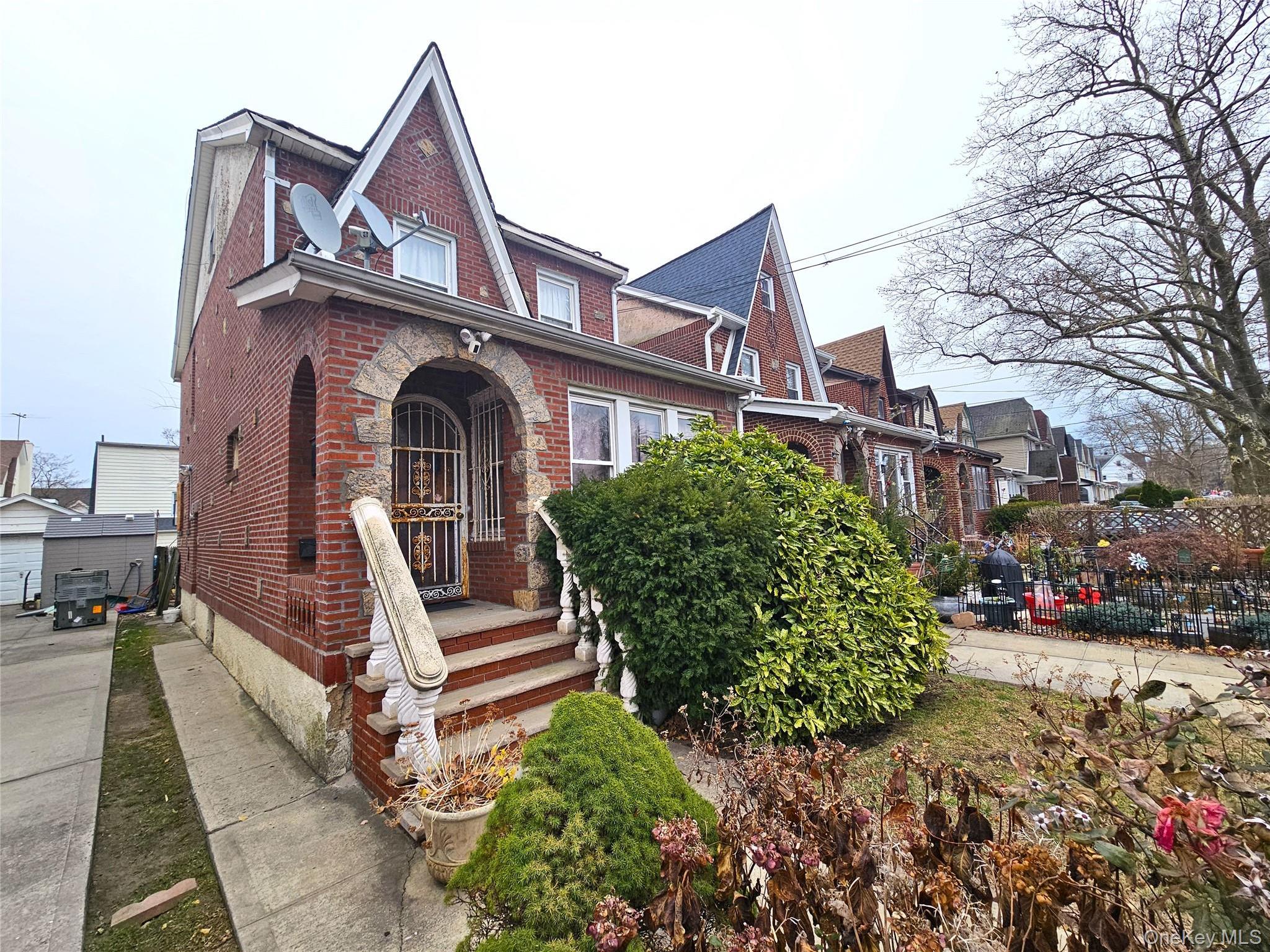 Single Family 202nd  Queens, NY 11423, MLS-943518-3