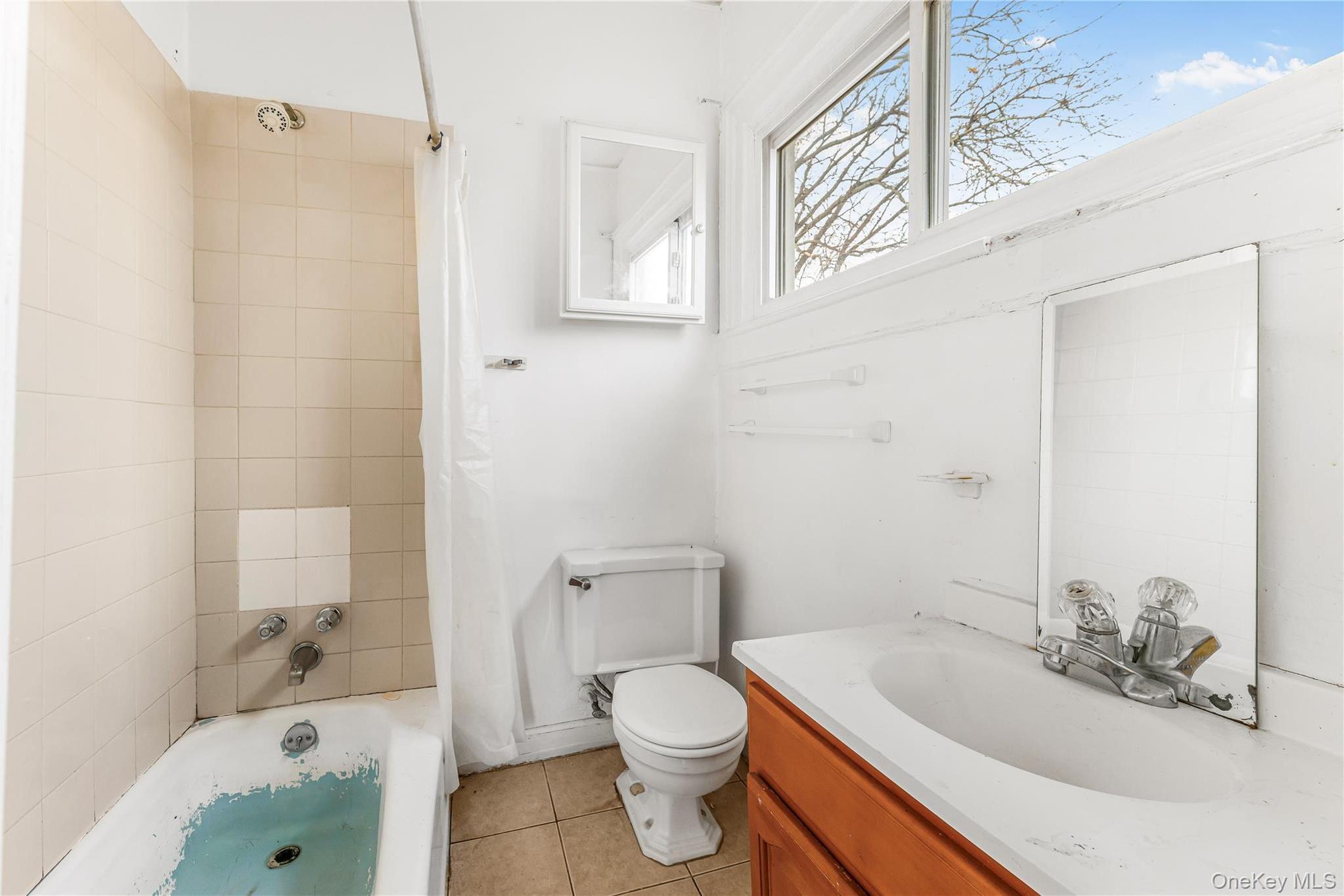 Single Family Prospect Westchester County, NY 10550, MLS-943541-25