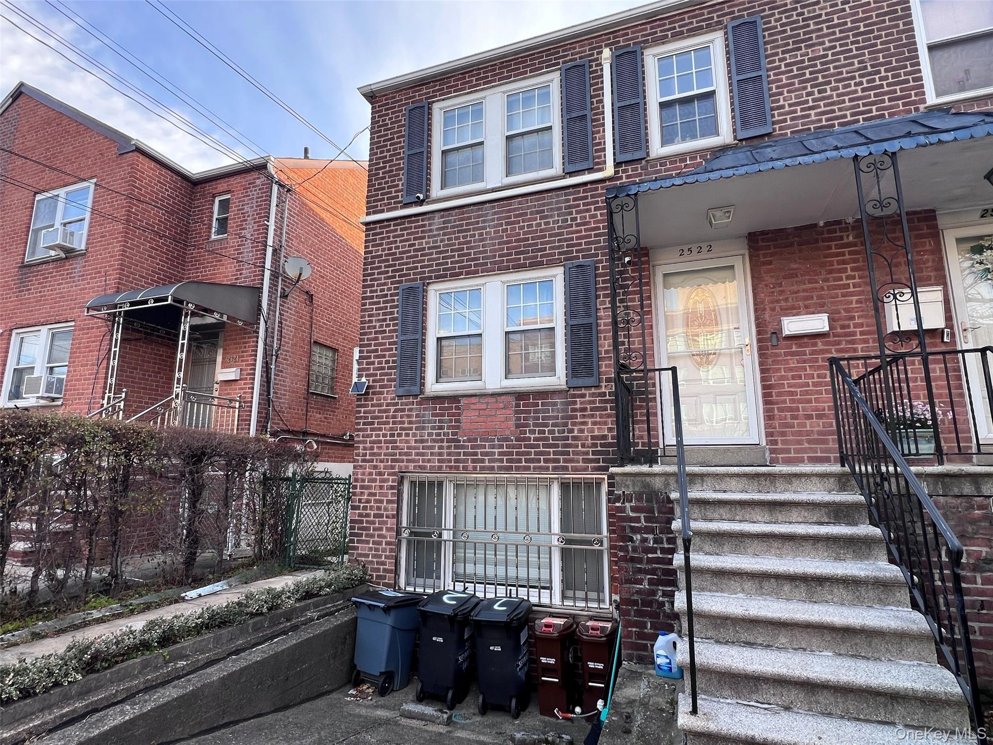 Single Family Seymour Bronx, NY 10469, MLS-943542-3