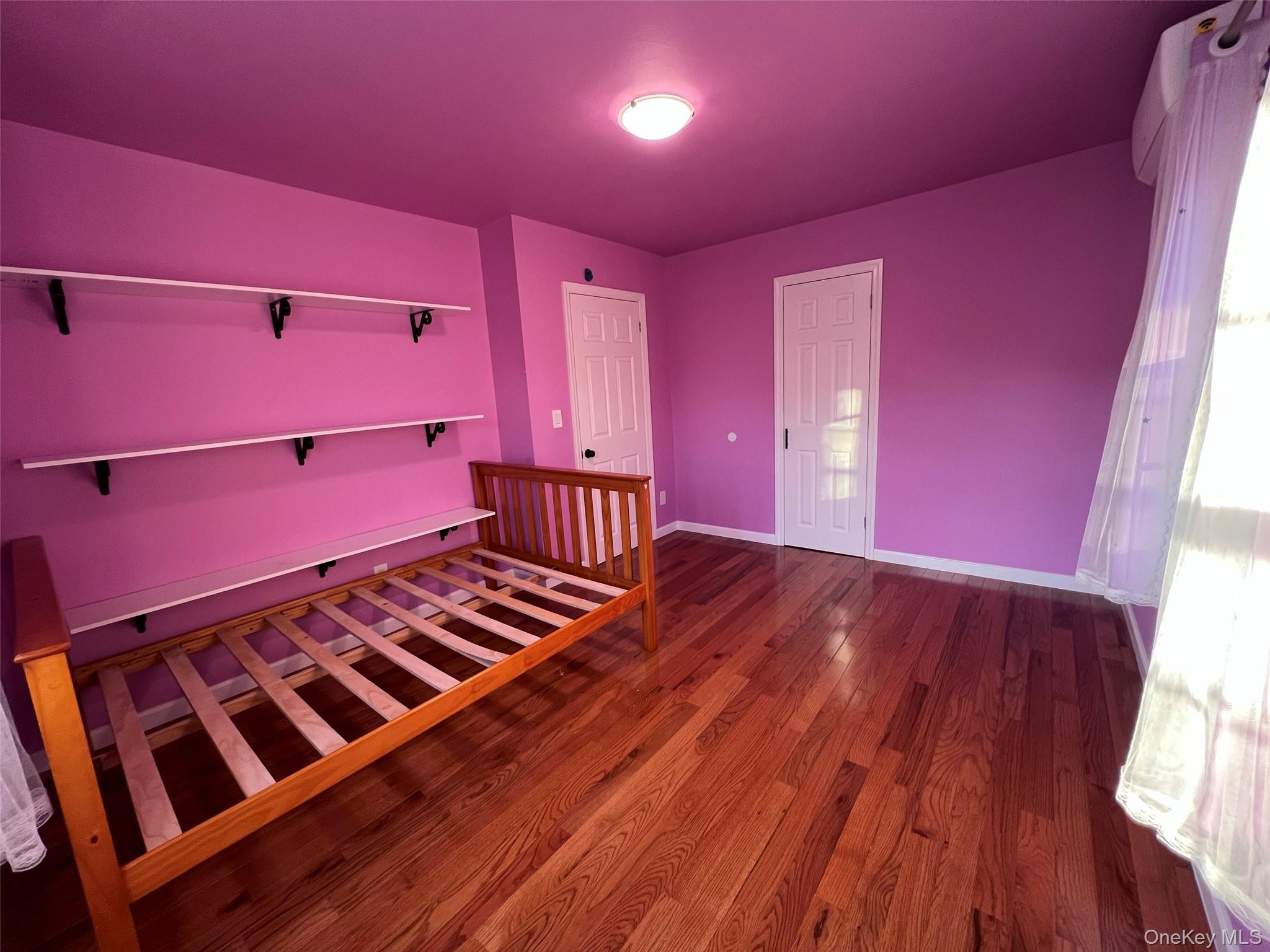 Single Family Seymour Bronx, NY 10469, MLS-943542-32