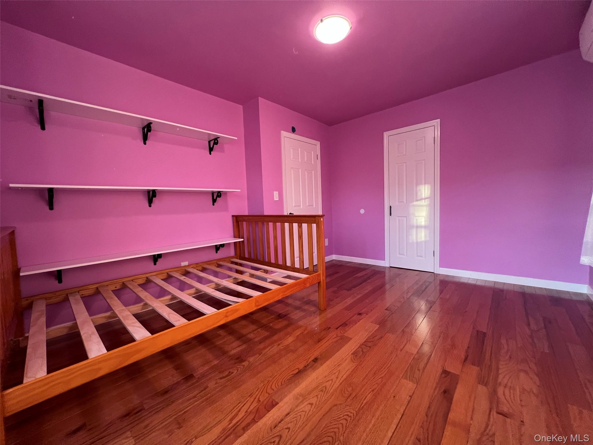 Single Family Seymour Bronx, NY 10469, MLS-943542-36