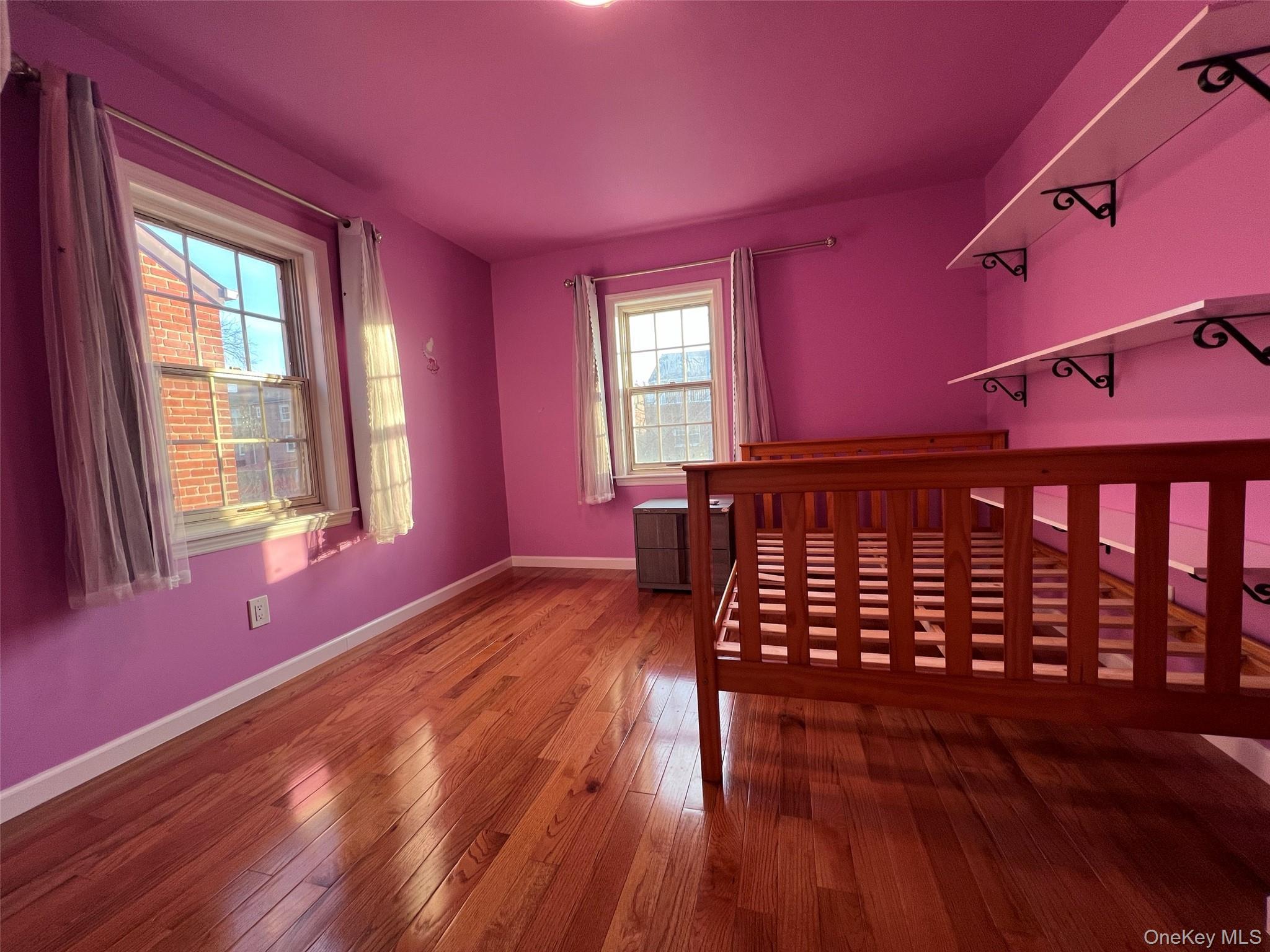 Single Family Seymour Bronx, NY 10469, MLS-943542-37