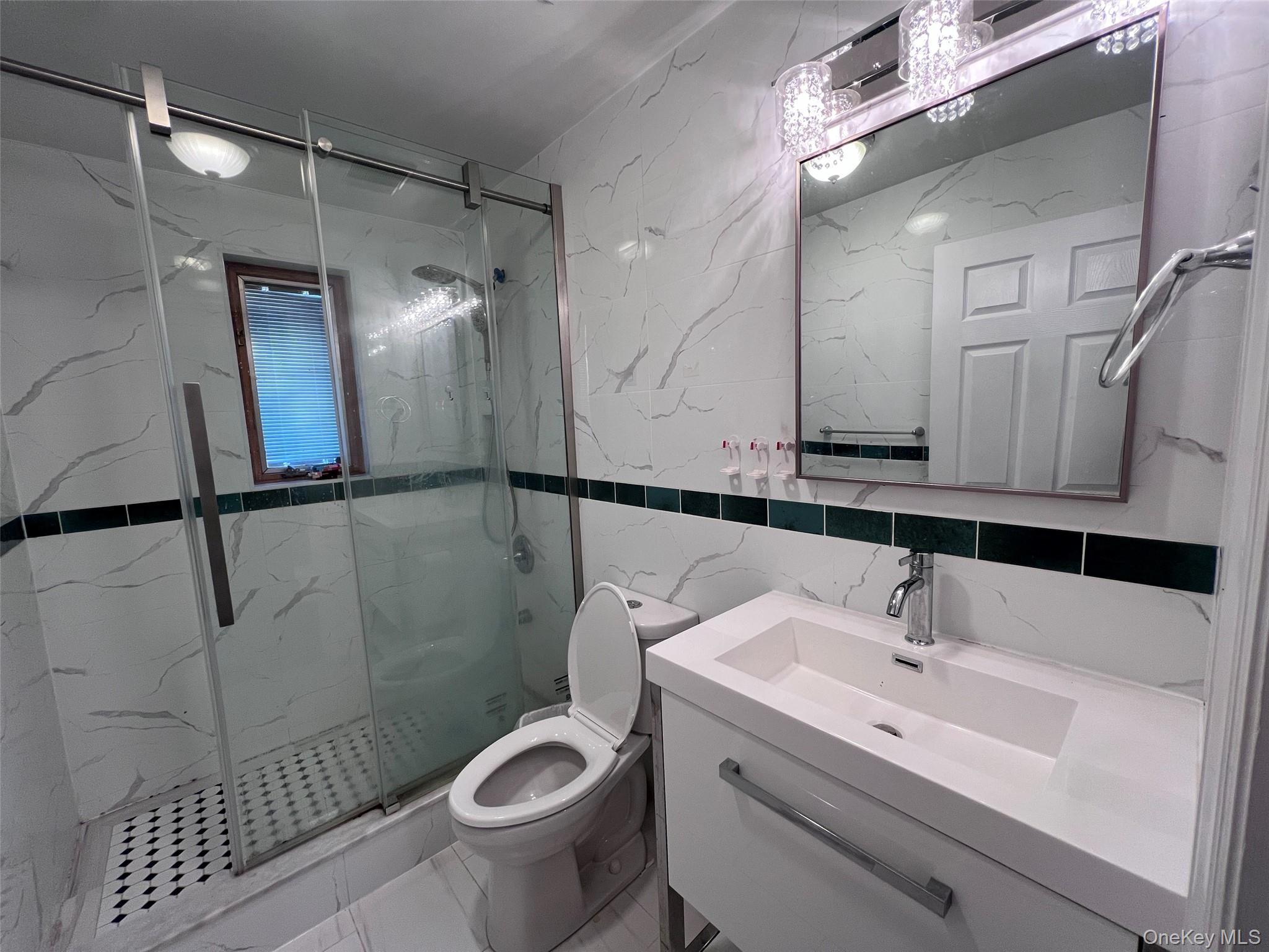 Single Family Seymour Bronx, NY 10469, MLS-943542-44