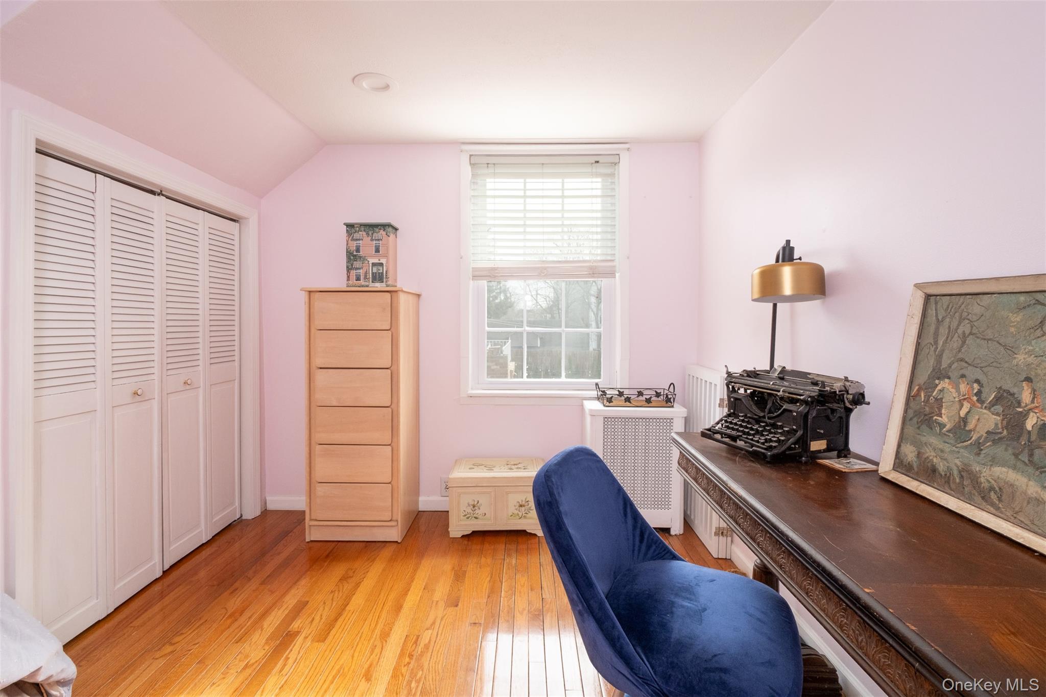 Single Family Minnieford Bronx, NY 10464, MLS-943543-13