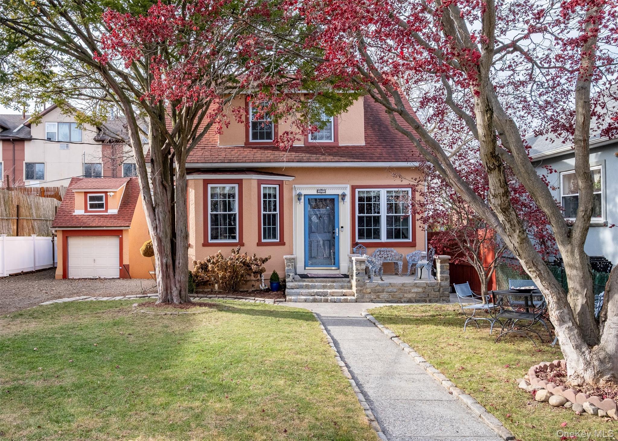 Single Family Minnieford  Bronx, NY 10464, MLS-943543-24