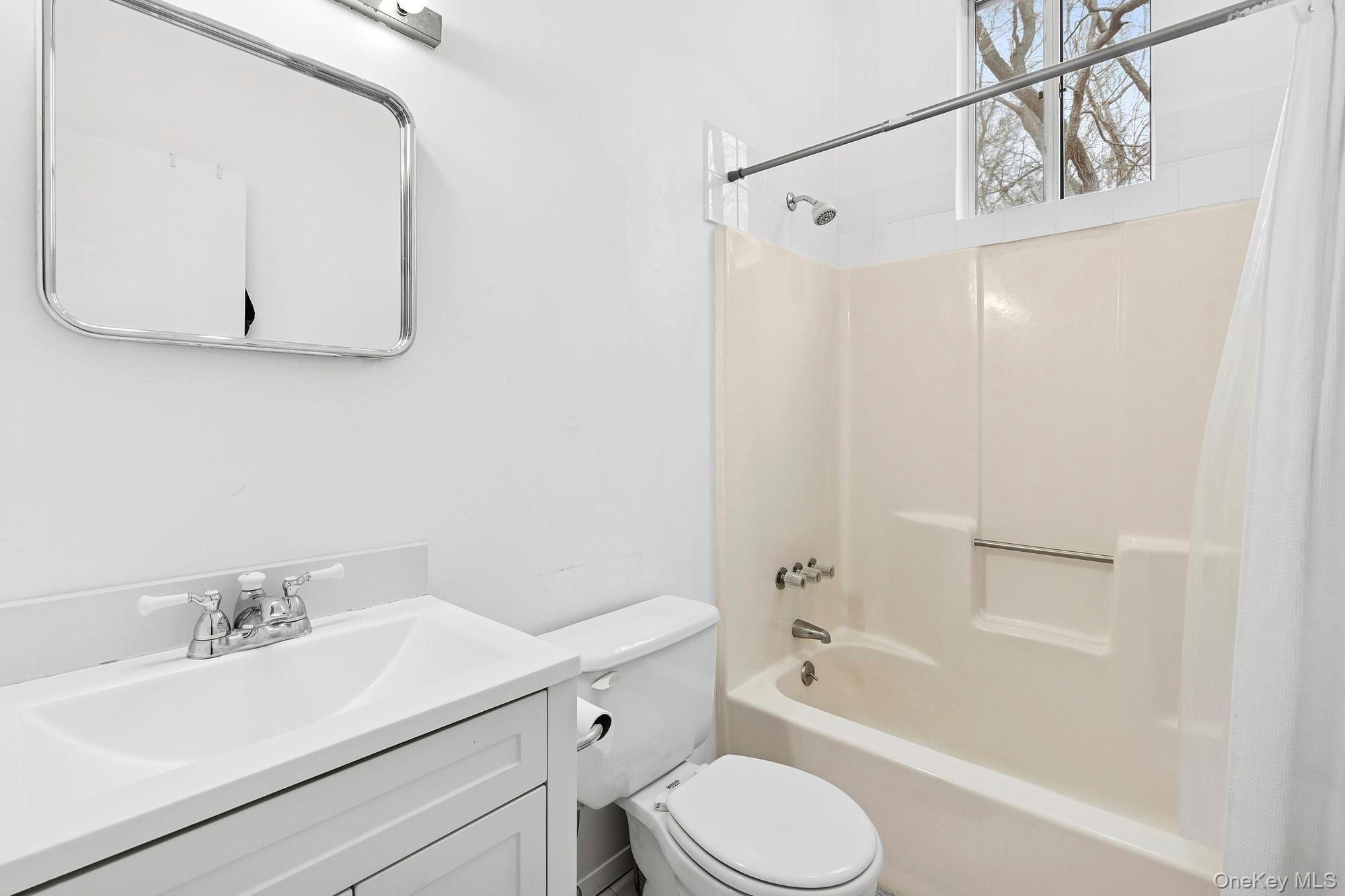 Single Family Fox Hunt  Suffolk County, NY 11930, MLS-943557-9