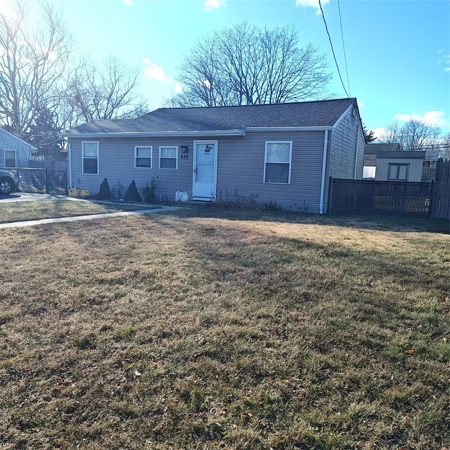 Single Family Michigan Suffolk County, NY 11713, MLS-943563-2