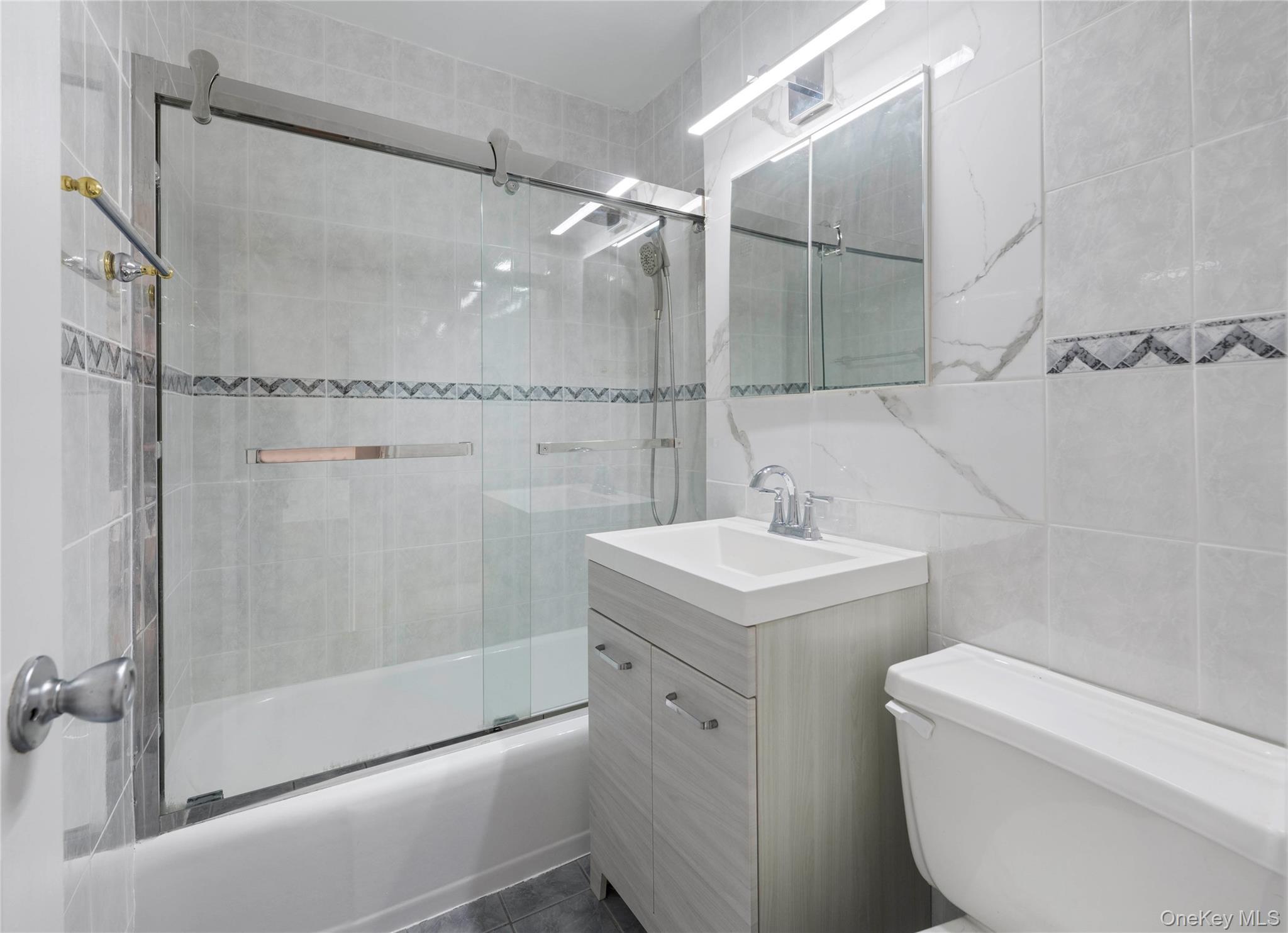 Coop Arlington  Bronx, NY 10471, MLS-943567-10