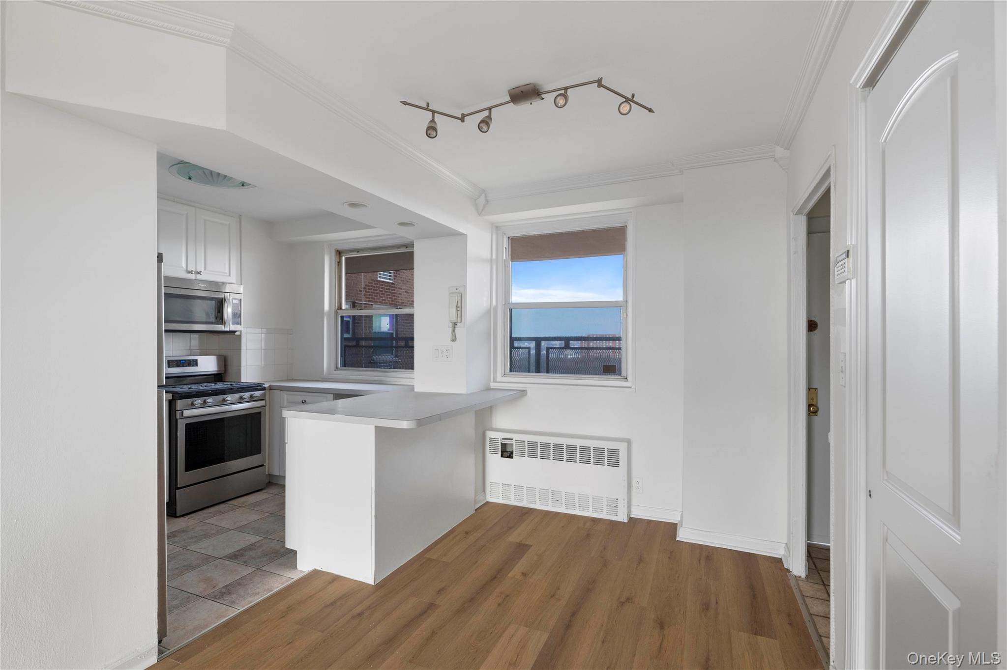 Coop Arlington Bronx, NY 10471, MLS-943567-5