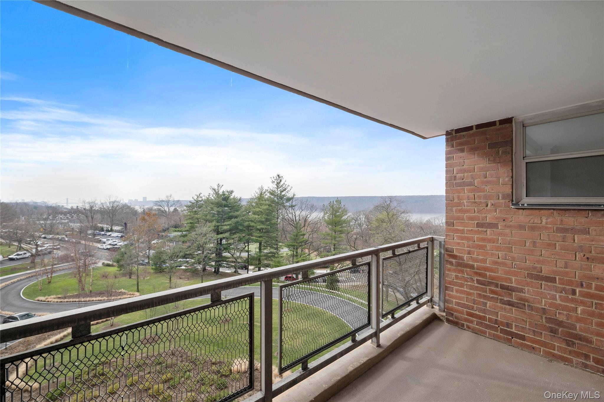 Coop Arlington Bronx, NY 10471, MLS-943567-7