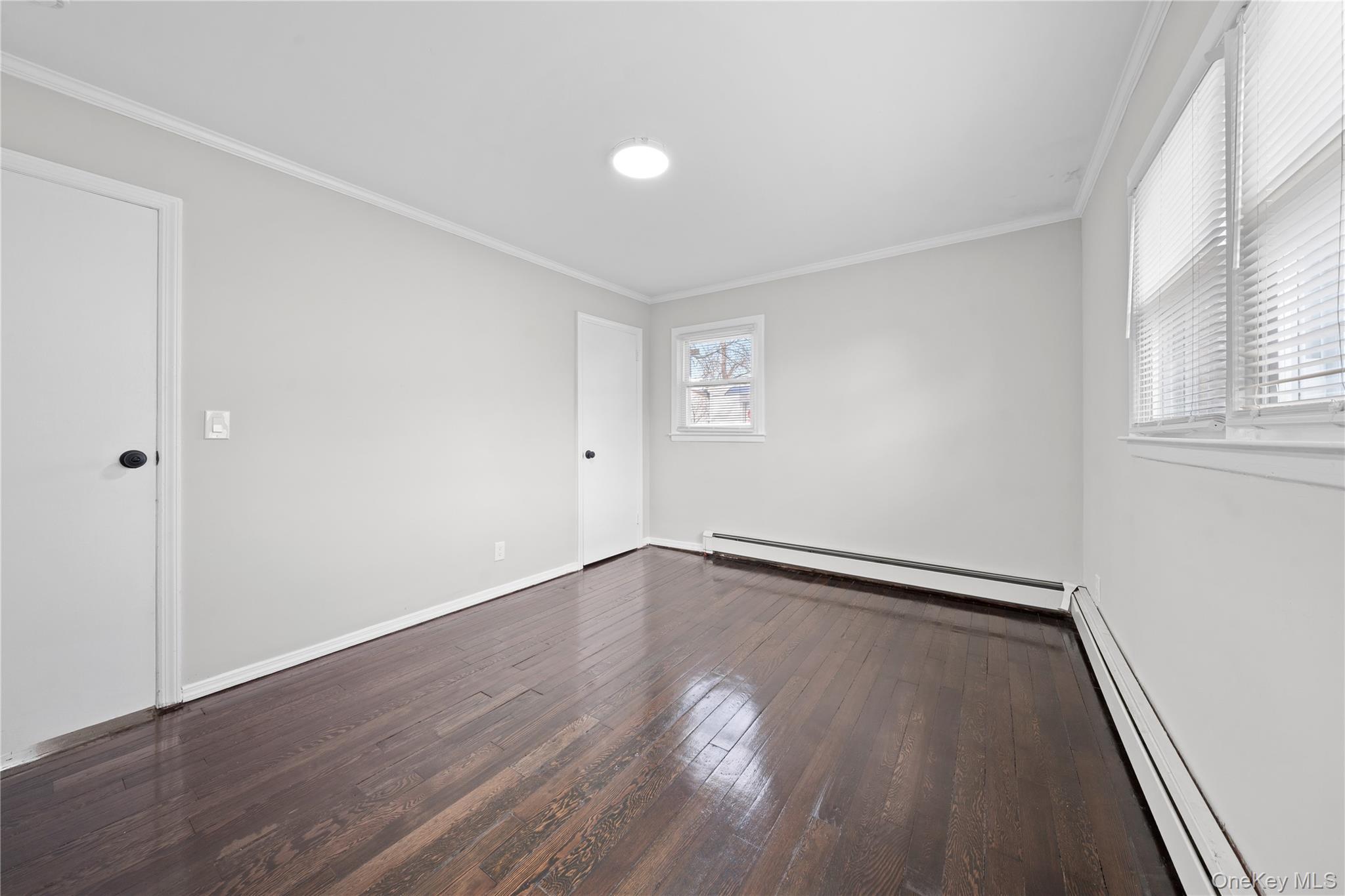 Single Family Arizona Suffolk County, NY 11704, MLS-943577-6