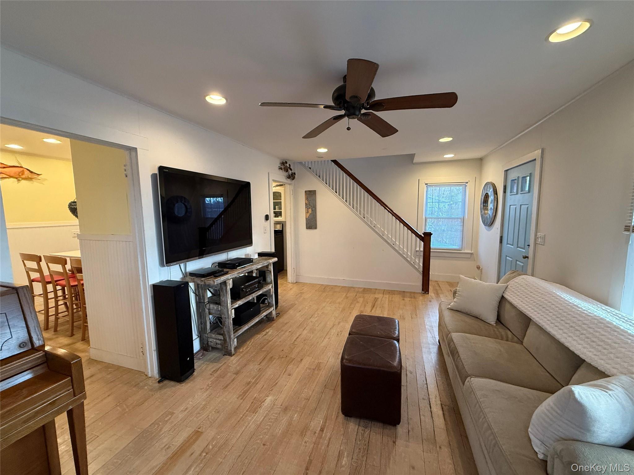 Single Family Pequash Suffolk County, NY 11935, MLS-943582-5