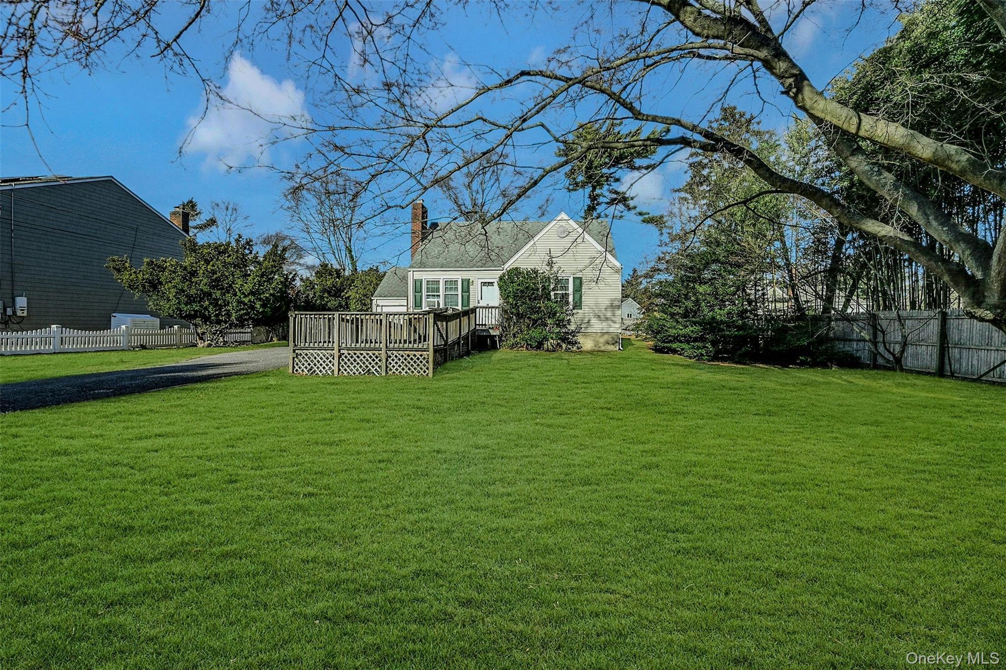 Single Family Doxsee  Suffolk County, NY 11751, MLS-943598-2