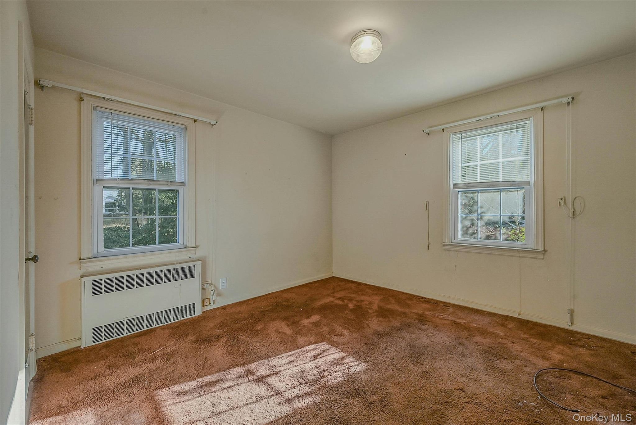 Single Family Doxsee  Suffolk County, NY 11751, MLS-943598-5