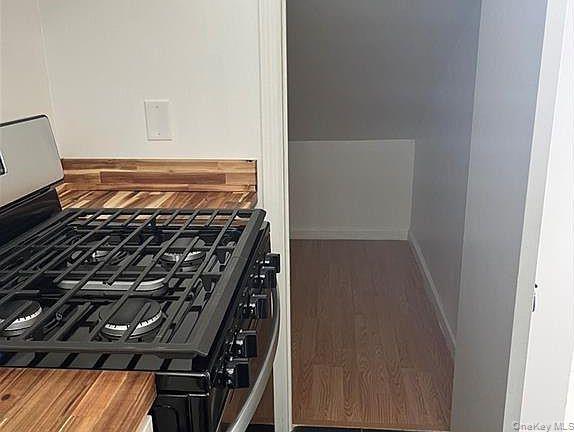 Single Family Outlook Bronx, NY 10465, MLS-943600-3