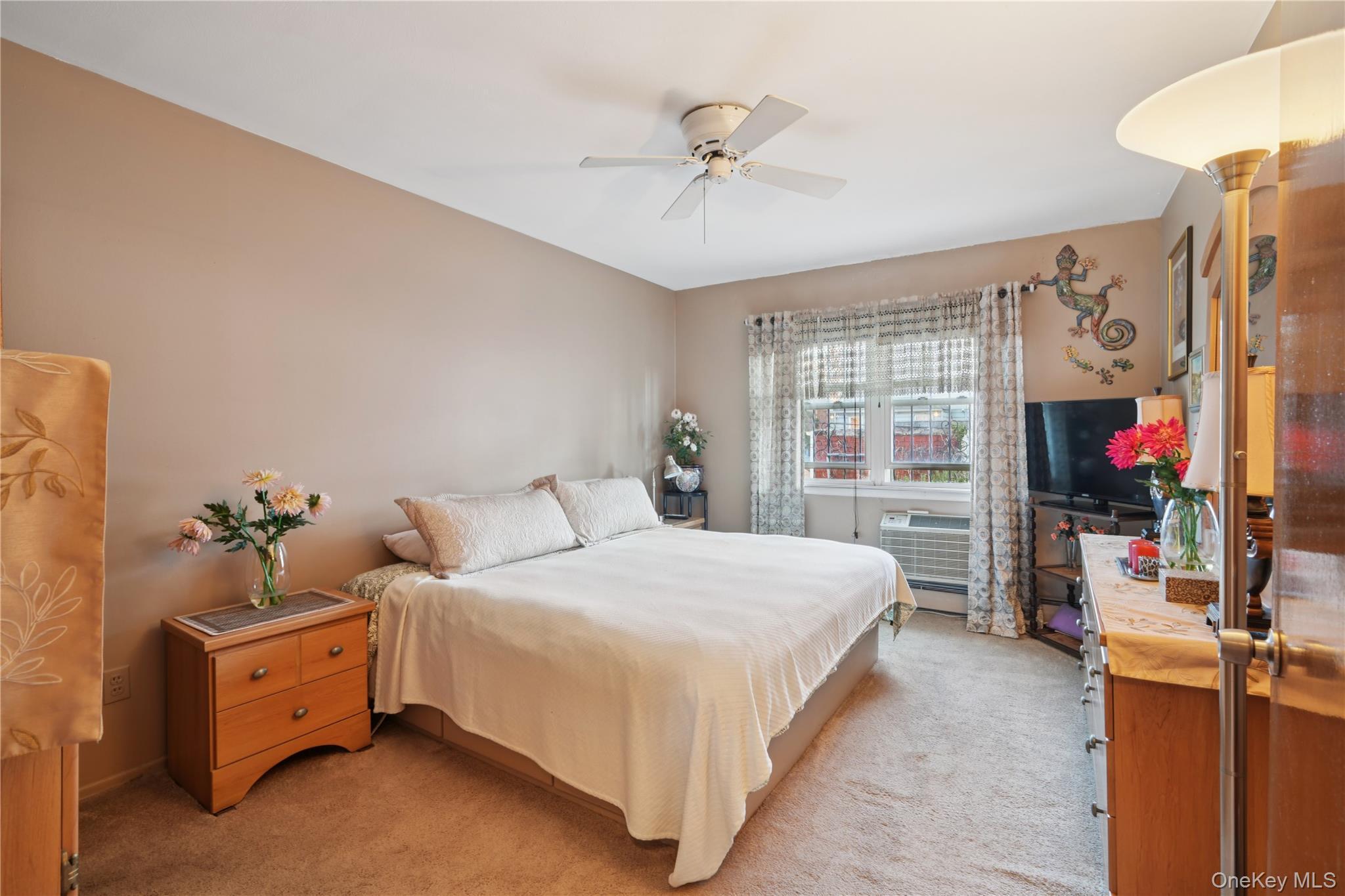 Single Family 83rd Queens, NY 11385, MLS-943619-11