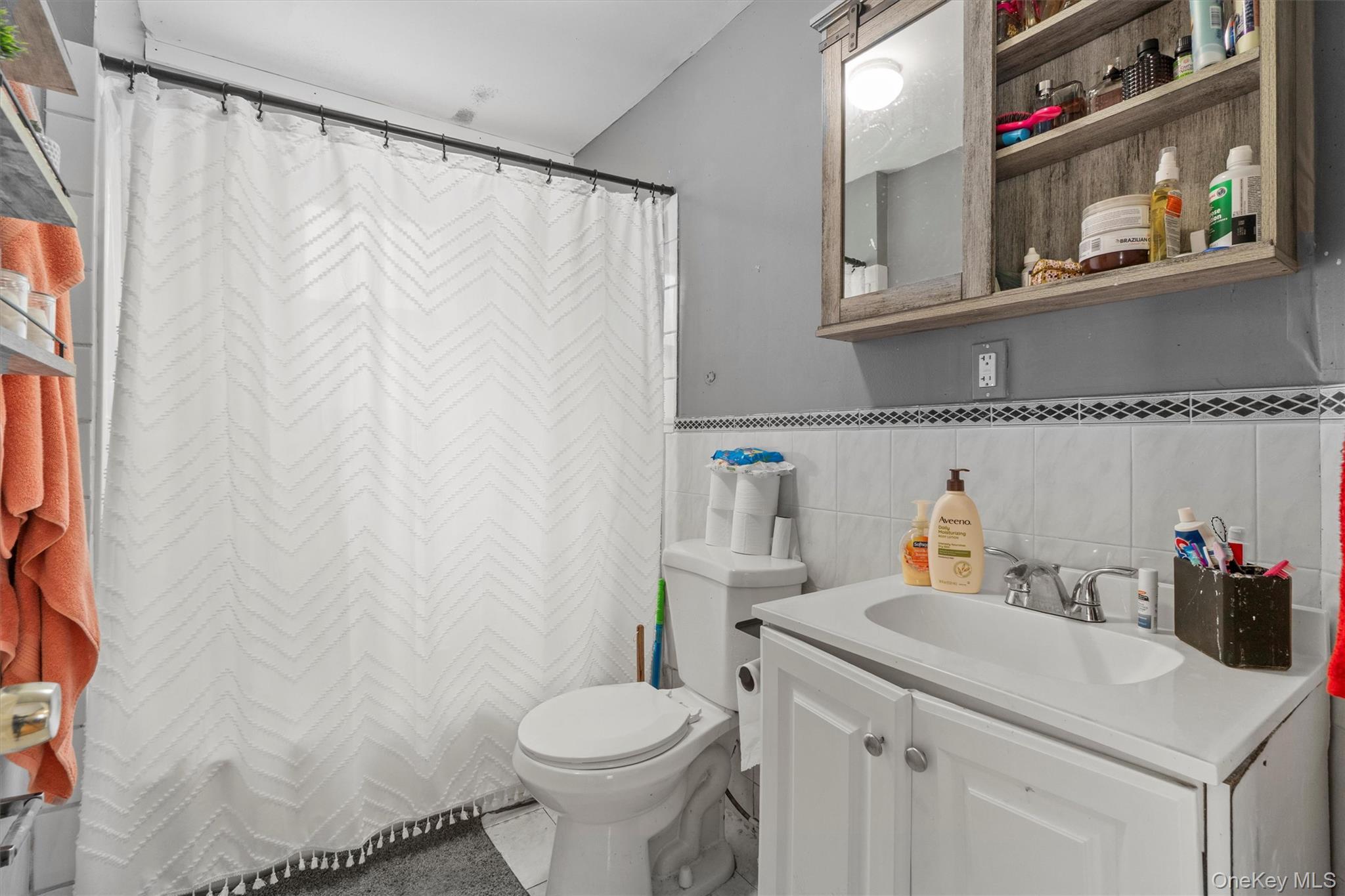 Single Family Lake Shore  Ulster County, NY 12566, MLS-943628-17