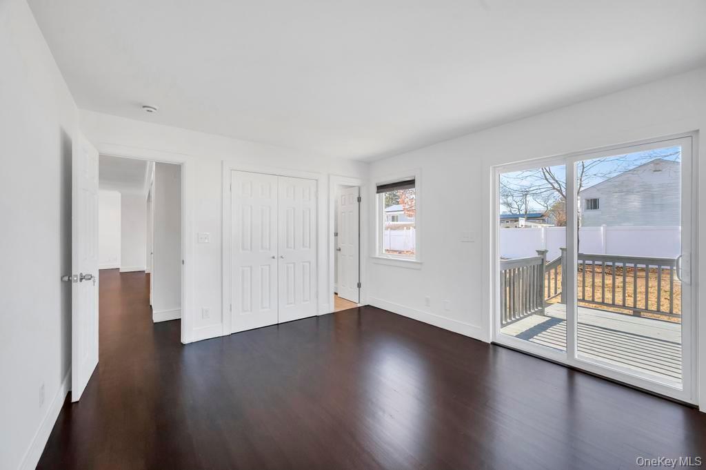 Single Family 28th Suffolk County, NY 11798, MLS-943639-13