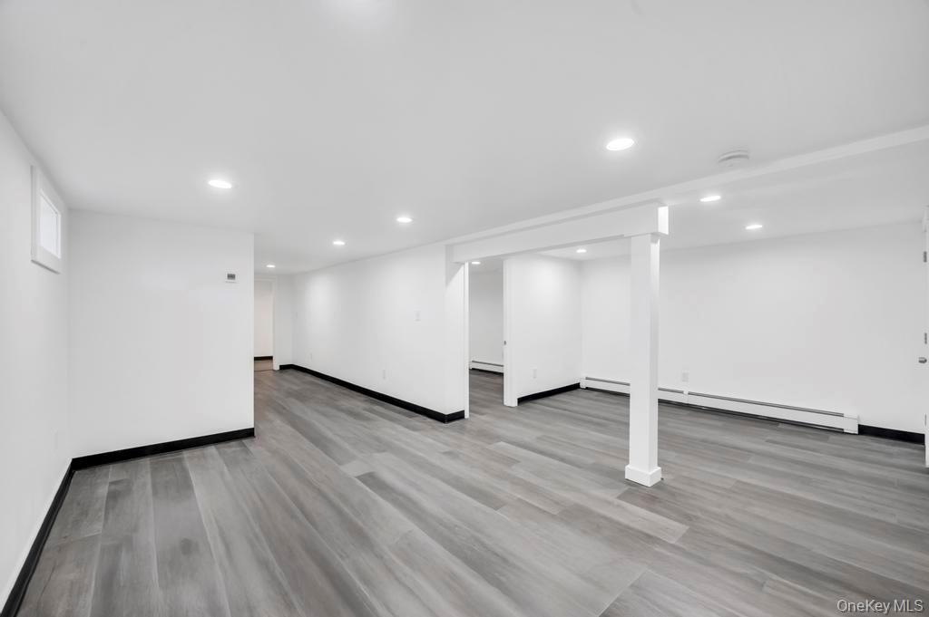 Single Family 28th Suffolk County, NY 11798, MLS-943639-18