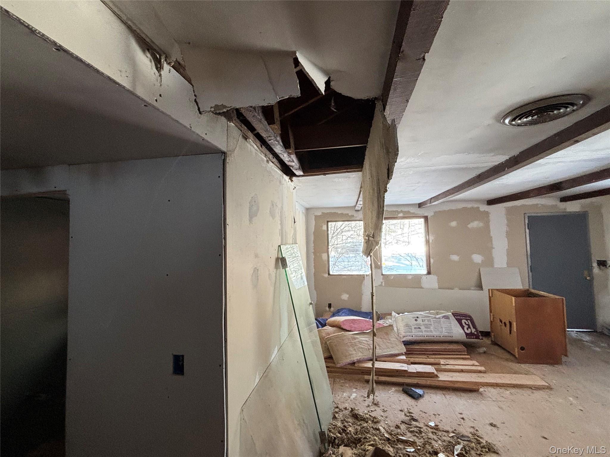 Single Family Skinner  Sullivan County, NY 12790, MLS-943655-50