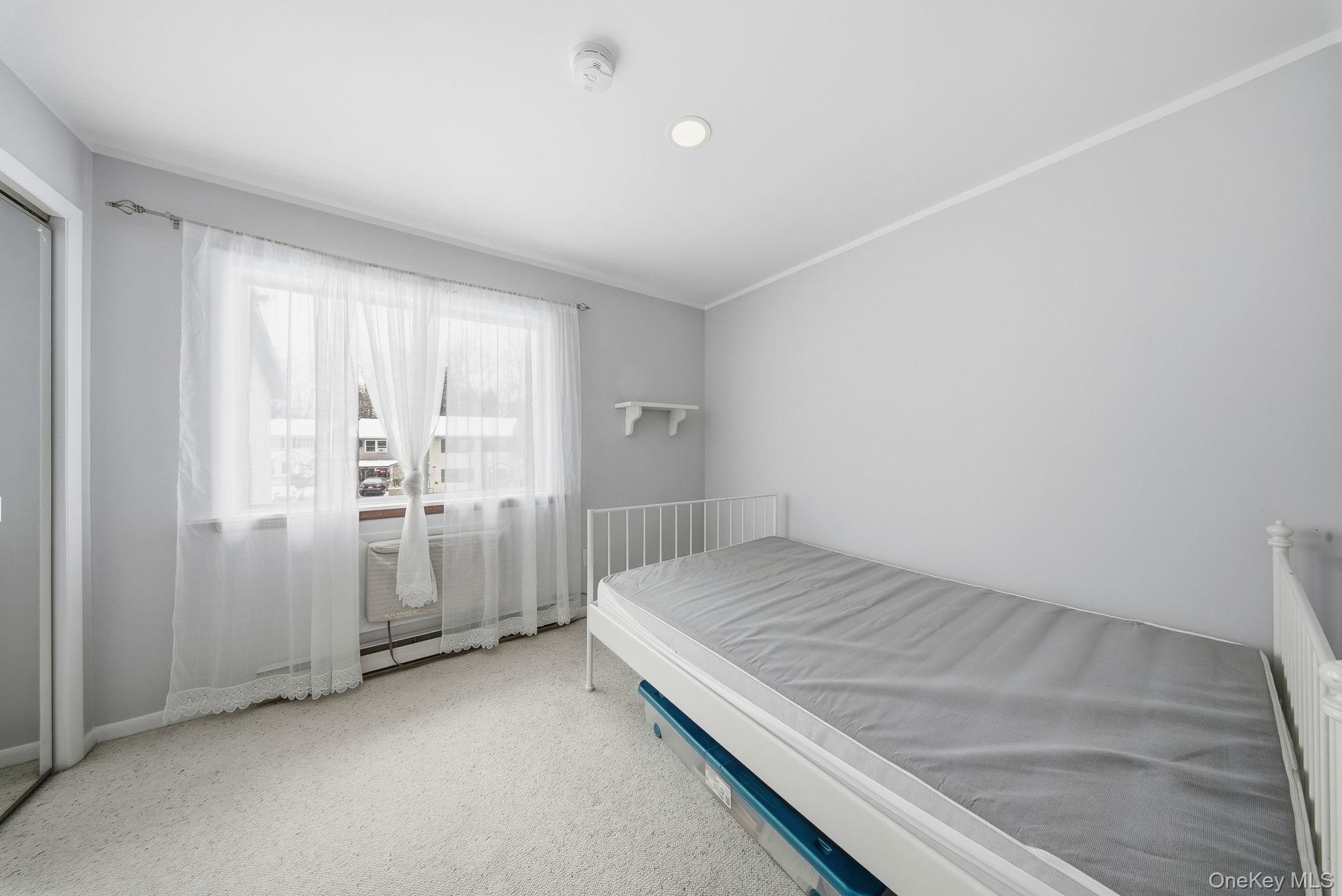 Single Family Elizabeth  Sullivan County, NY 12751, MLS-943716-12