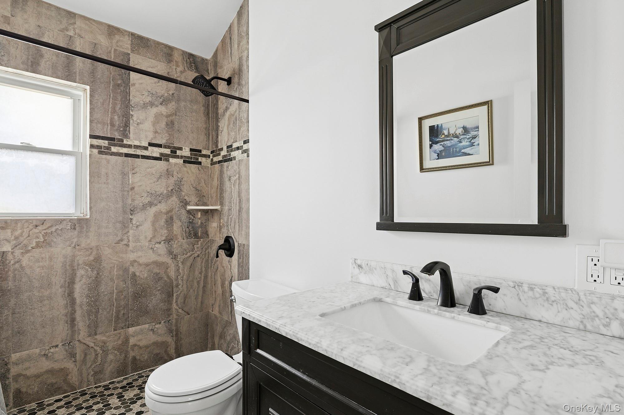 Single Family Niagara  Suffolk County, NY 11725, MLS-943719-13