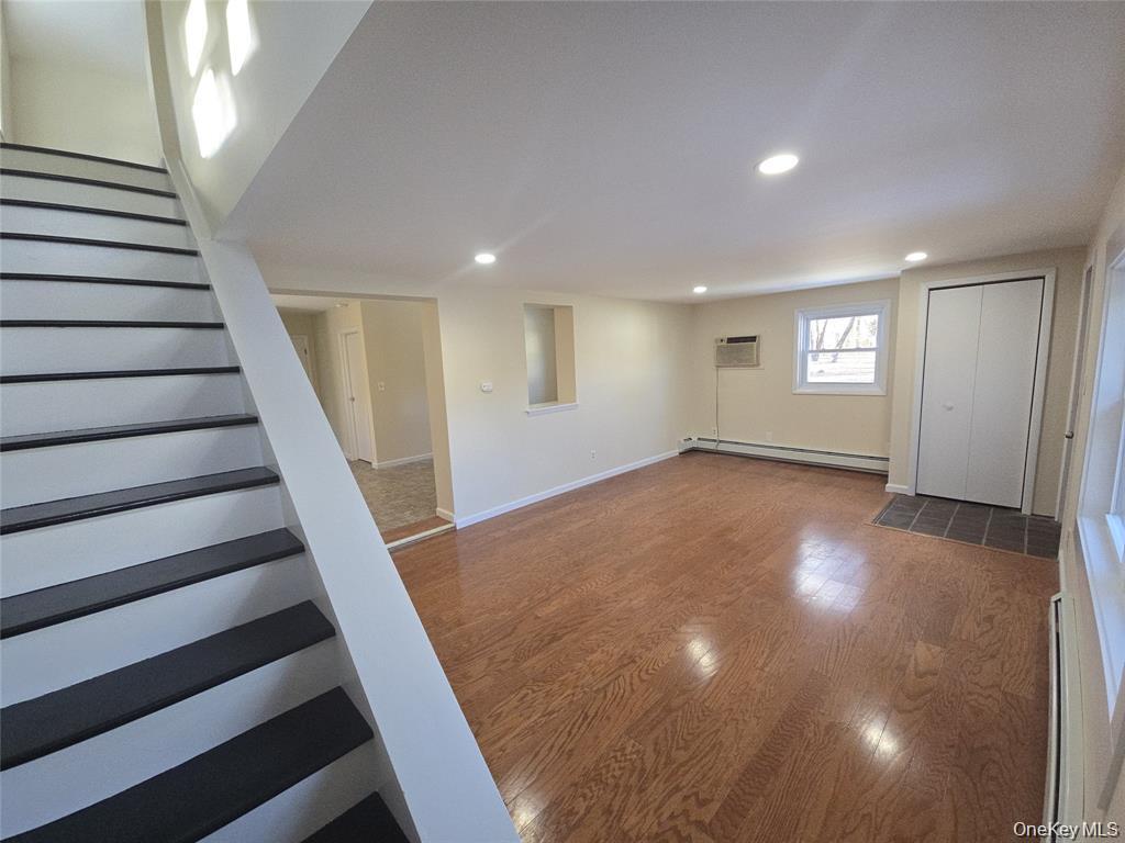 Single Family Holloran  Orange County, NY 12553, MLS-943747-11