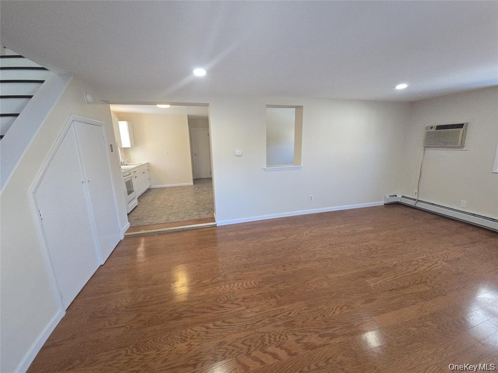 Single Family Holloran  Orange County, NY 12553, MLS-943747-9