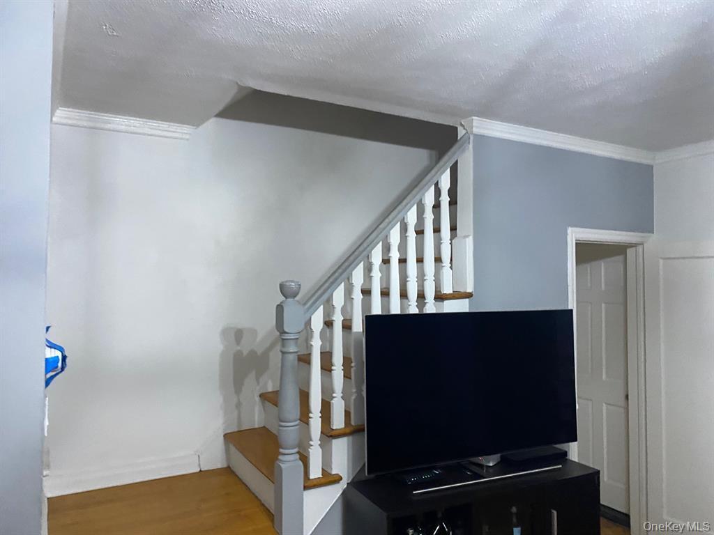Single Family Alderton  Queens, NY 11374, MLS-943759-9