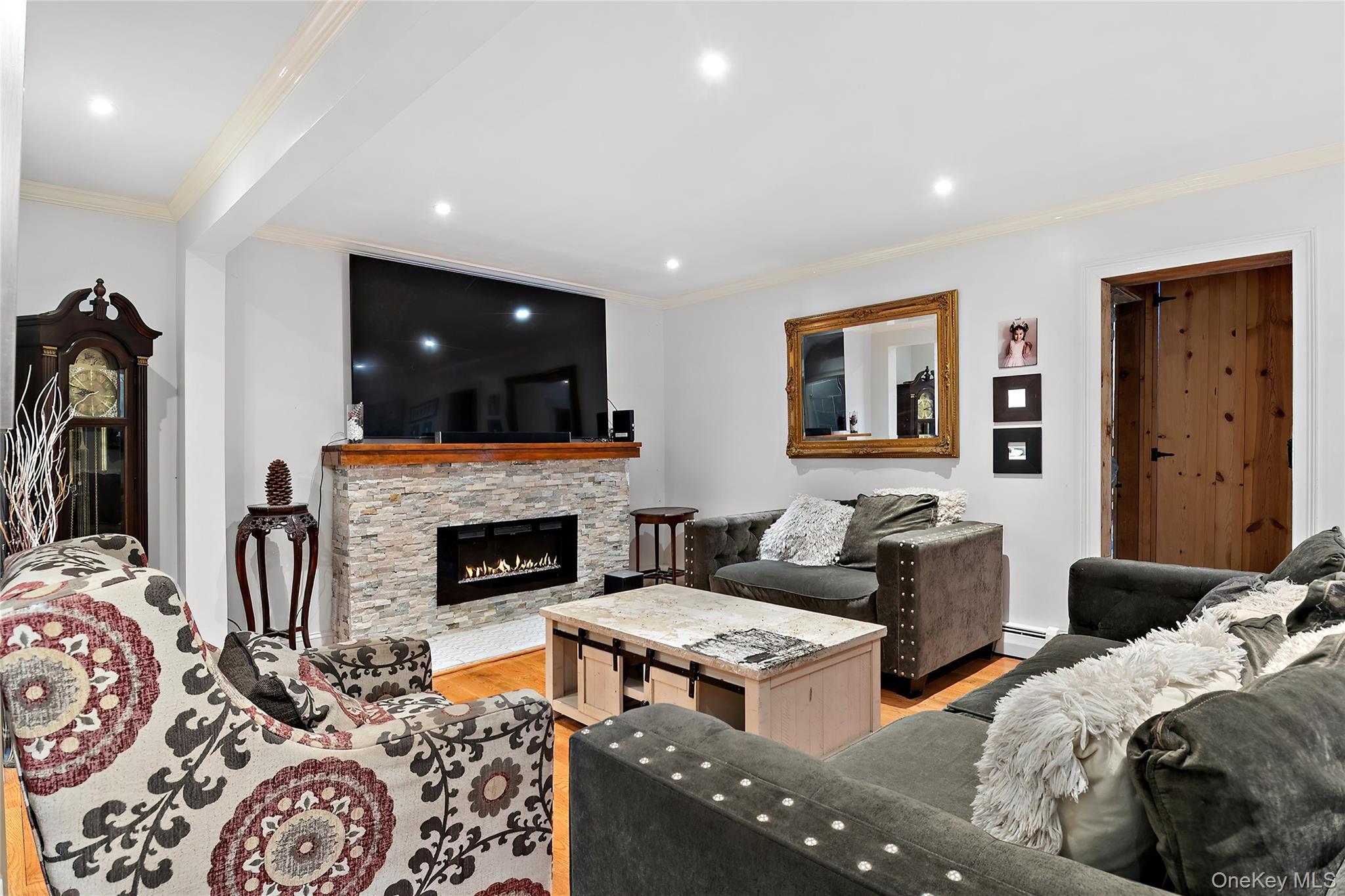 Single Family Highland  Dutchess County, NY 12590, MLS-943763-11