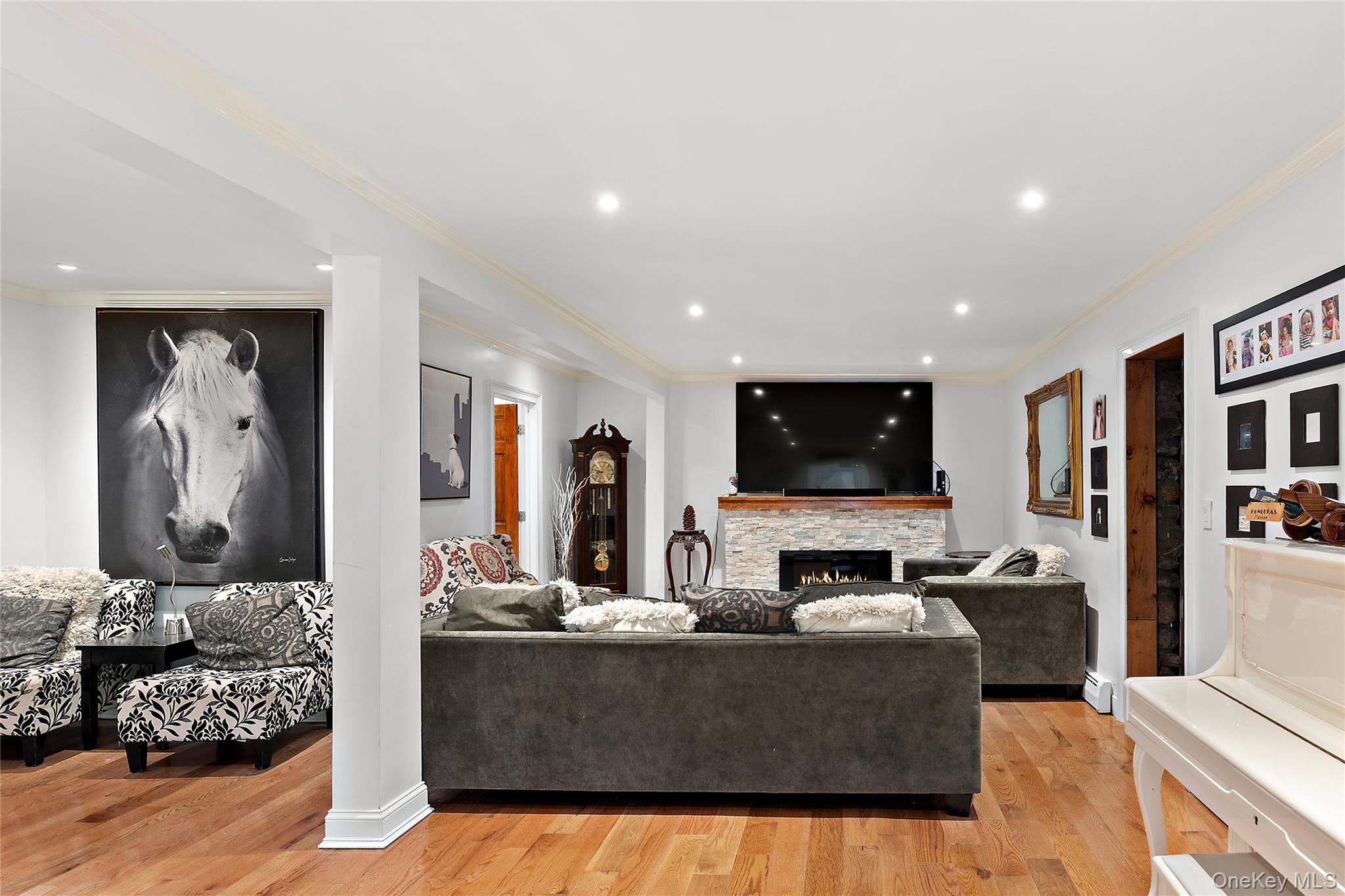 Single Family Highland  Dutchess County, NY 12590, MLS-943763-7