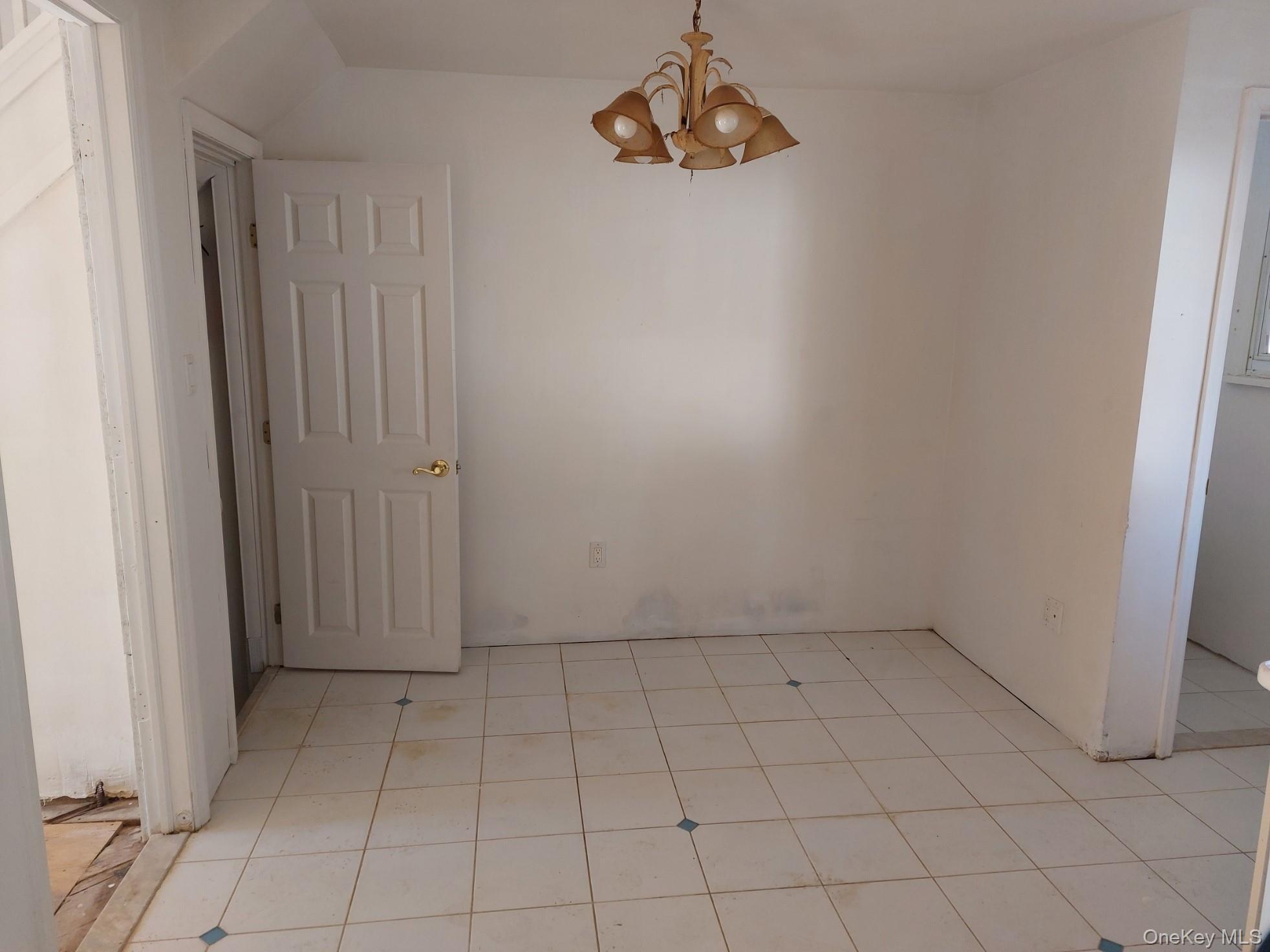 Single Family Priscella A/k/a 31 Primrose Westchester County, NY 10710, MLS-943771-6