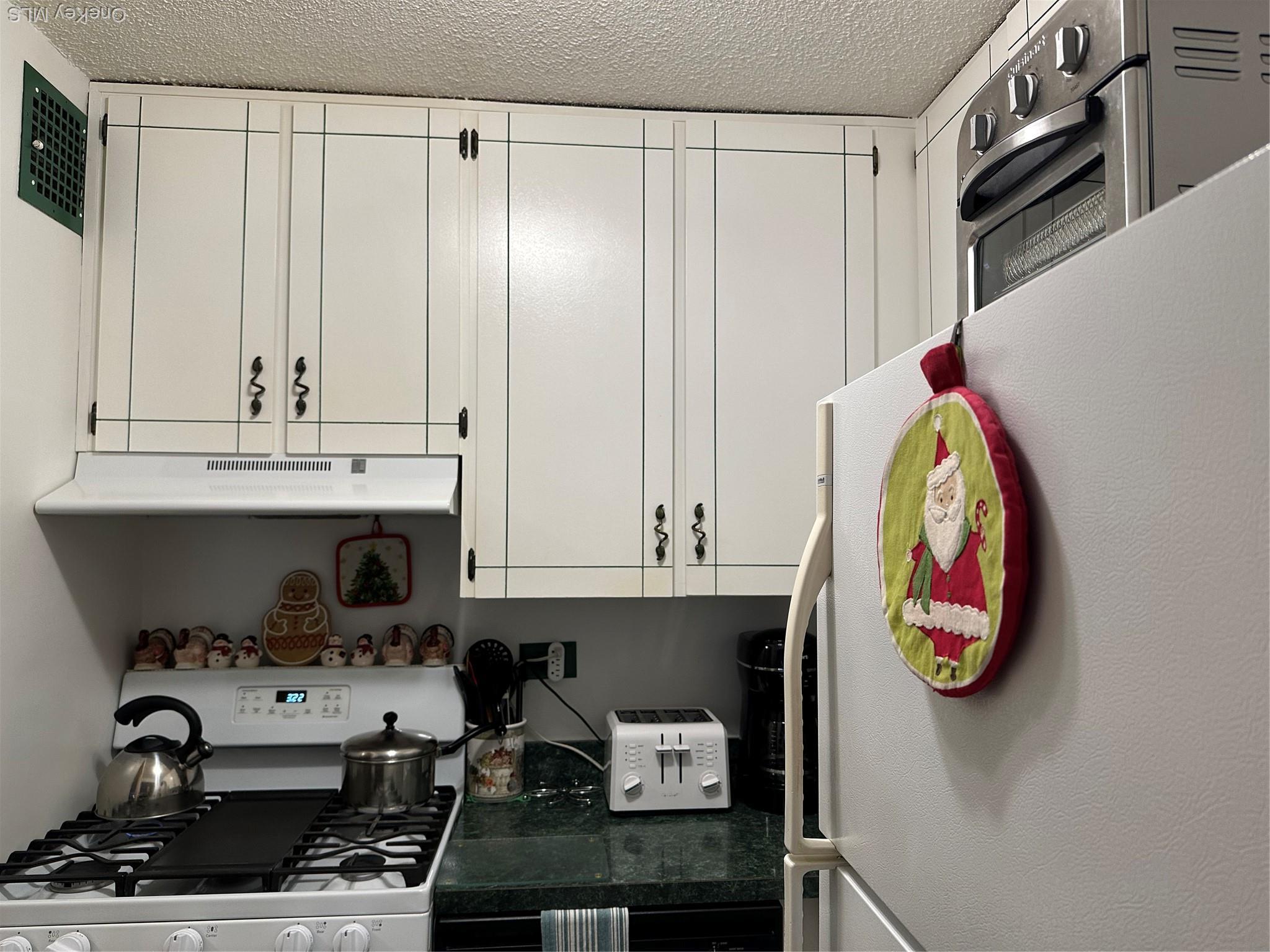 Coop 112 Street  Queens, NY 11375, MLS-943776-8