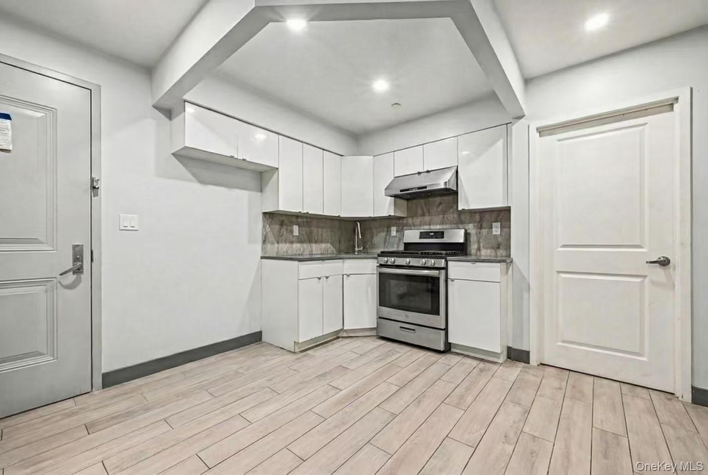 Condo 103rd  Queens, NY 11368, MLS-943815-4