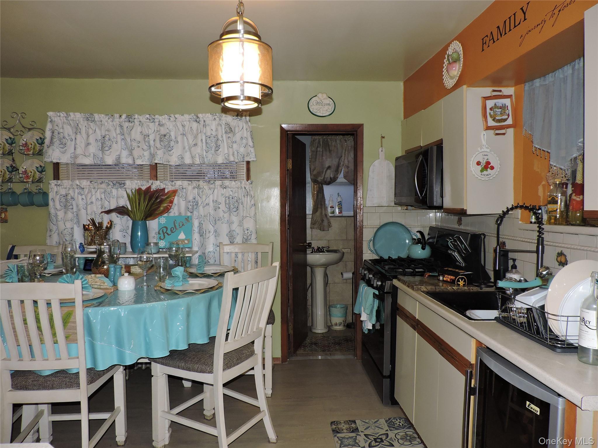 Single Family Fern  Queens, NY 11433, MLS-943836-4