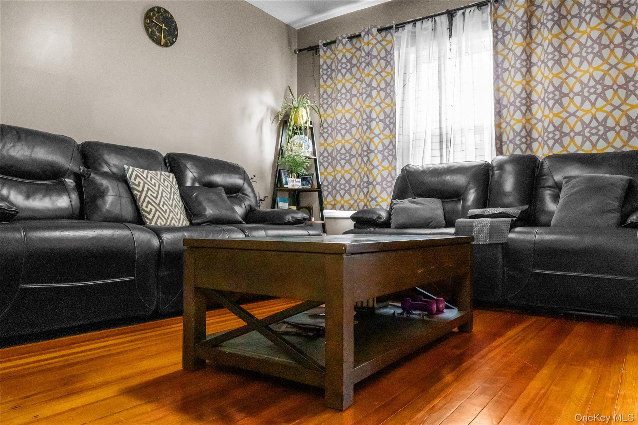 Single Family Lehrer  Nassau County, NY 11003, MLS-943843-15