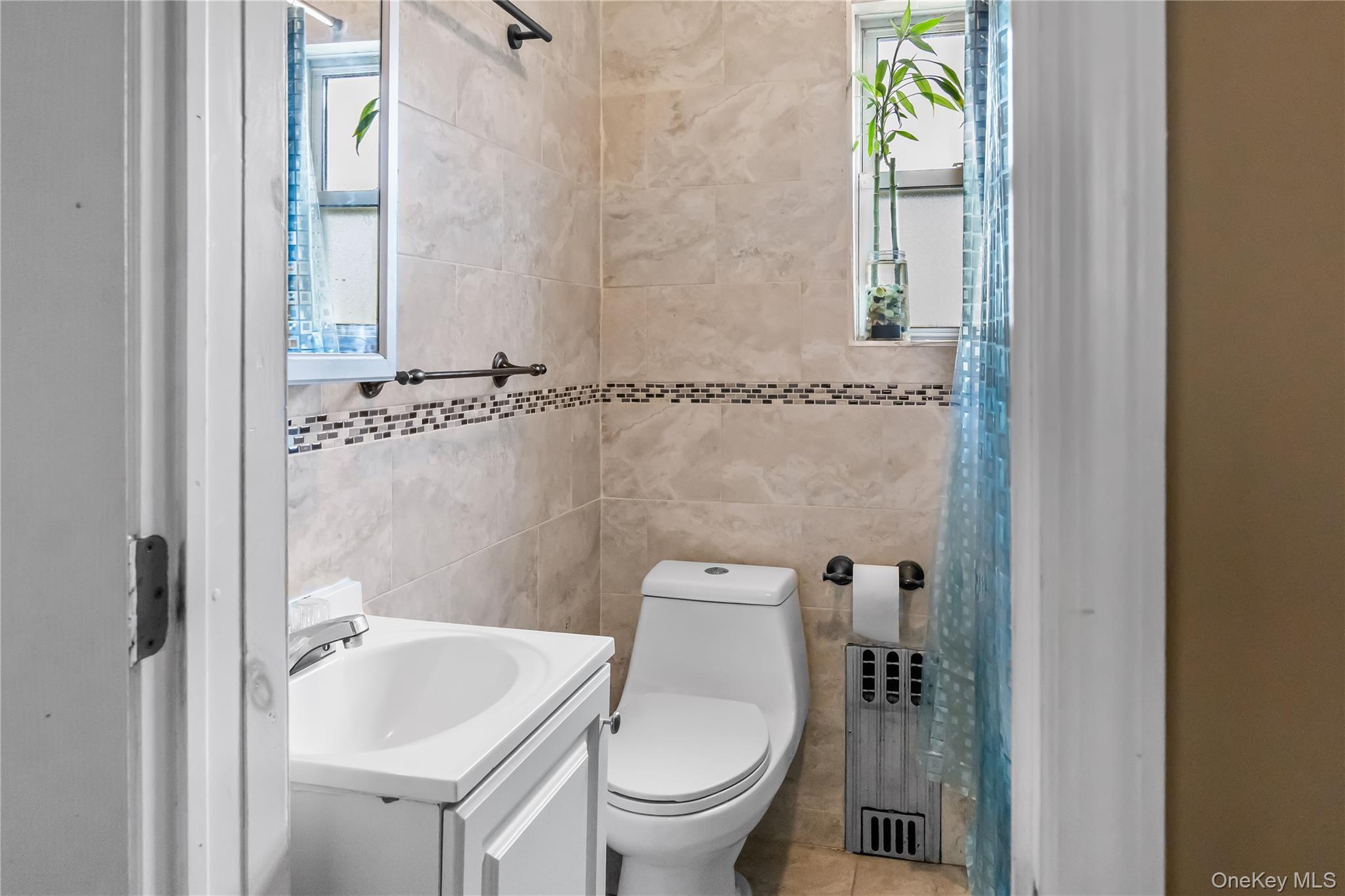 Single Family Lehrer  Nassau County, NY 11003, MLS-943843-21