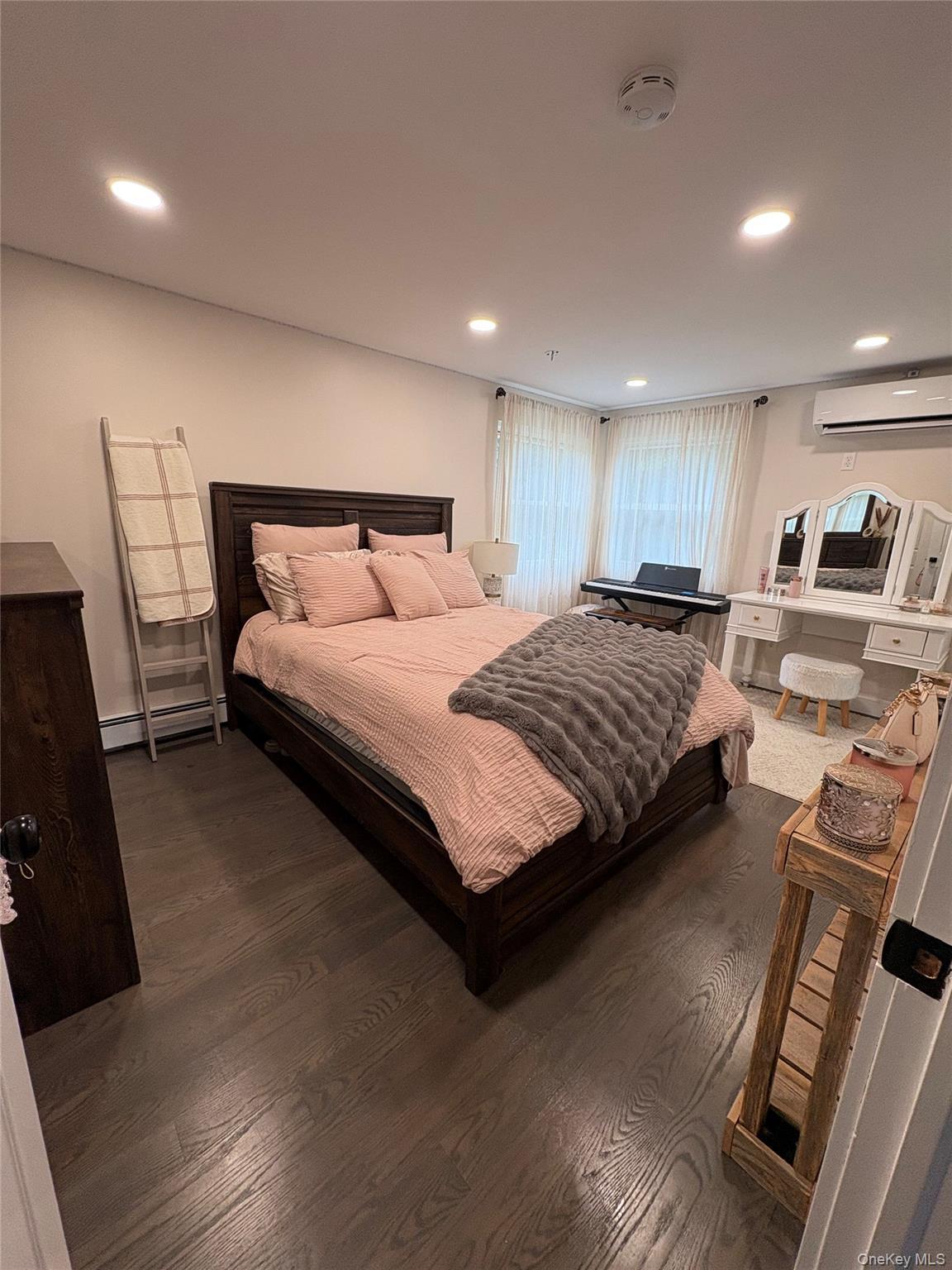 Single Family Sugarbush Suffolk County, NY 11727, MLS-943847-11