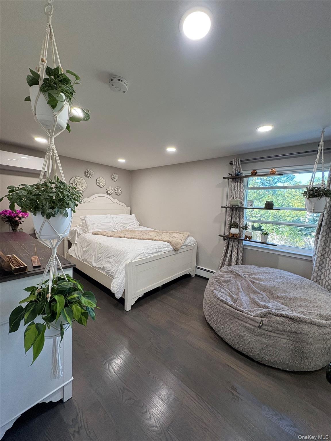 Single Family Sugarbush Suffolk County, NY 11727, MLS-943847-13