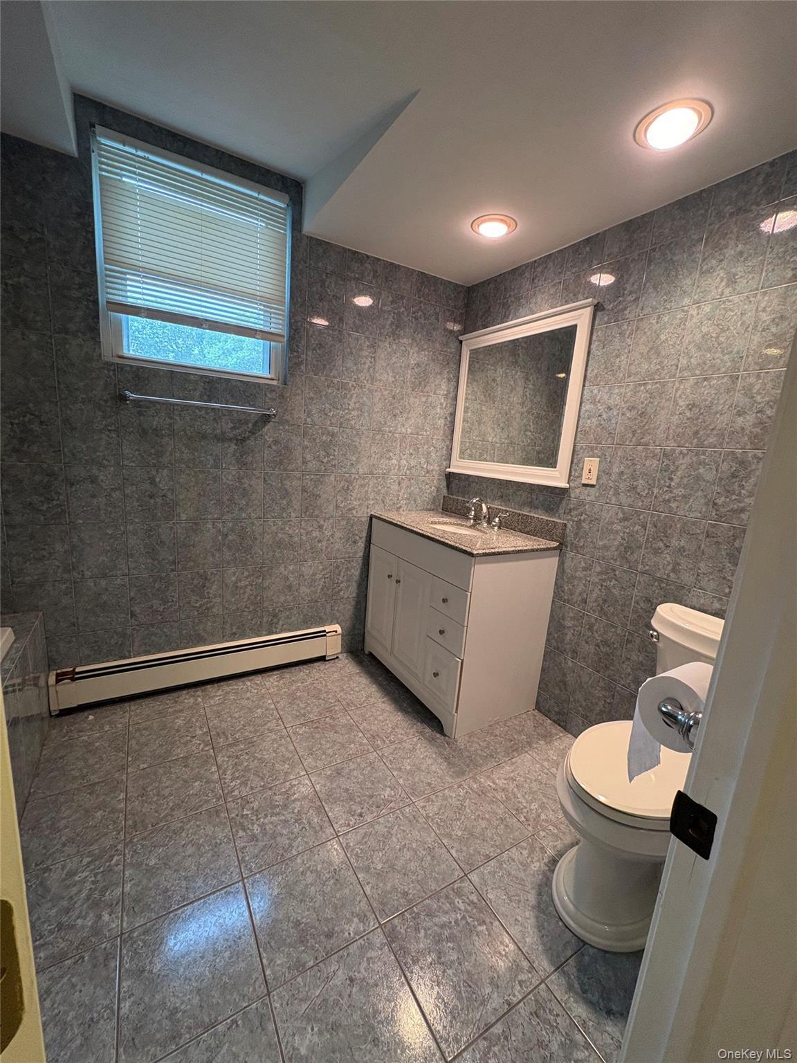 Single Family Sugarbush Suffolk County, NY 11727, MLS-943847-15