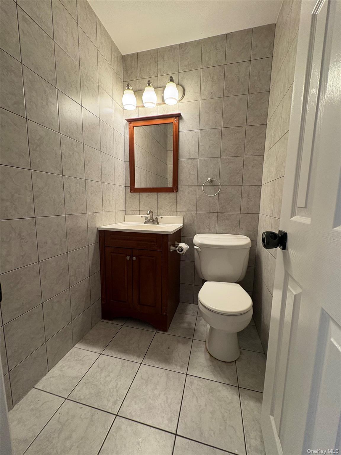 Single Family Sugarbush Suffolk County, NY 11727, MLS-943847-22