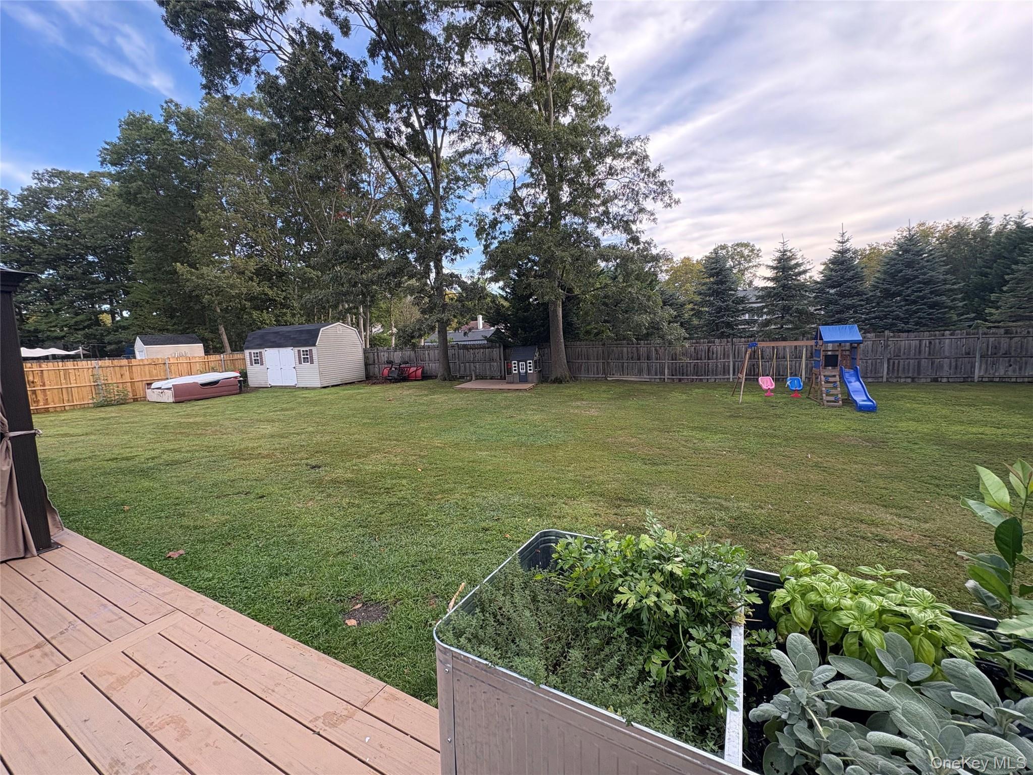 Single Family Sugarbush Suffolk County, NY 11727, MLS-943847-23