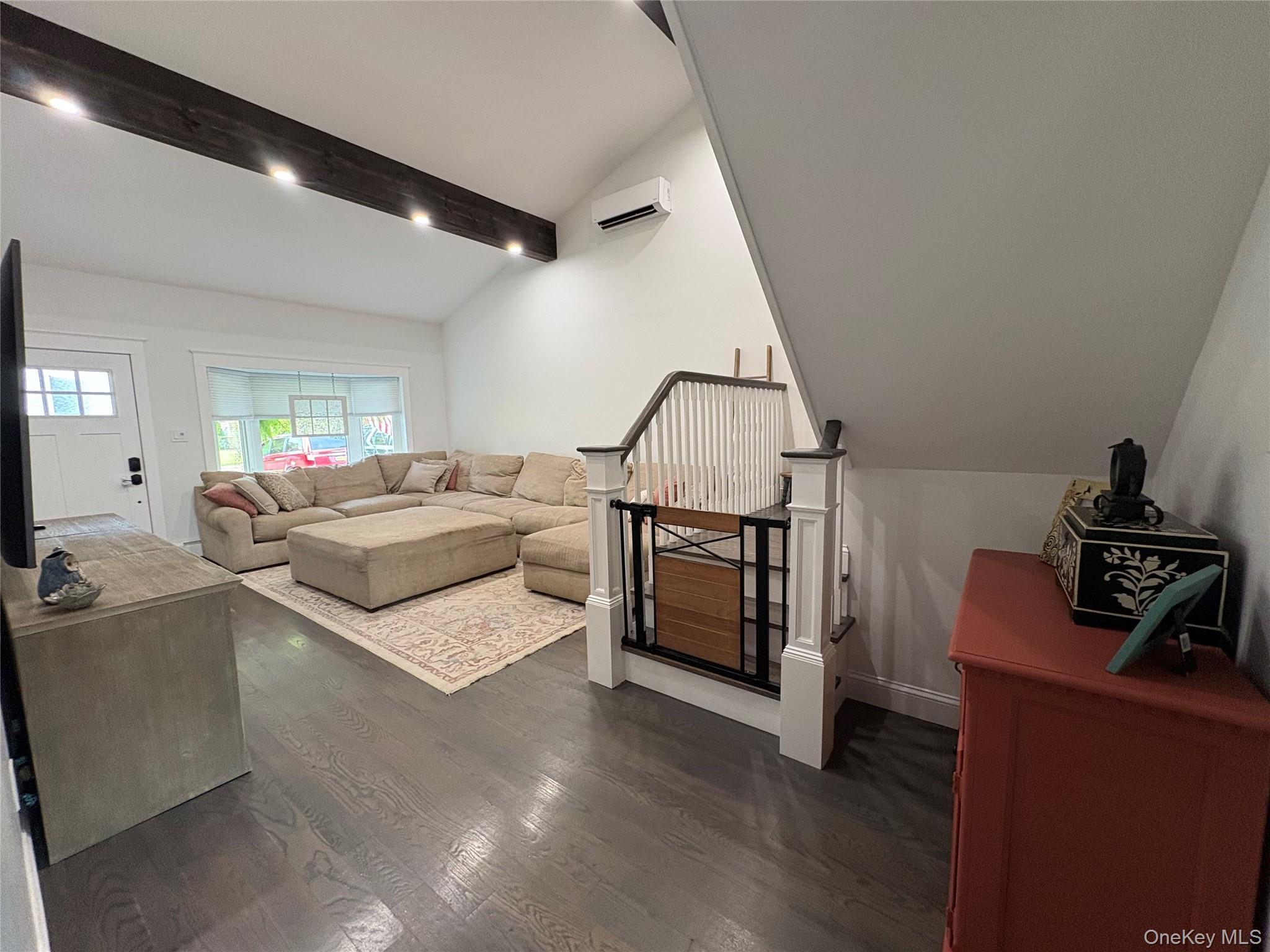 Single Family Sugarbush Suffolk County, NY 11727, MLS-943847-4