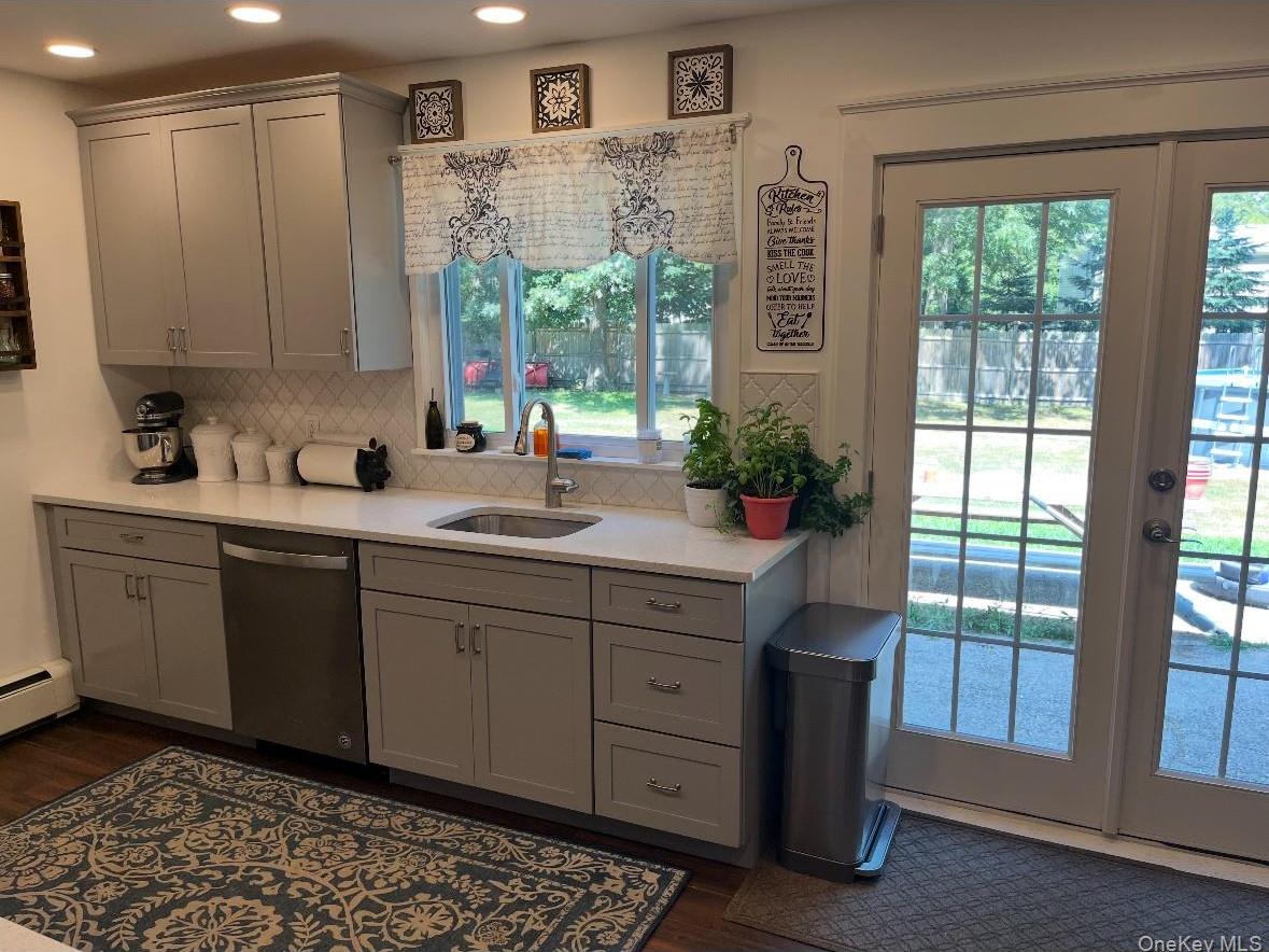 Single Family Sugarbush Suffolk County, NY 11727, MLS-943847-5