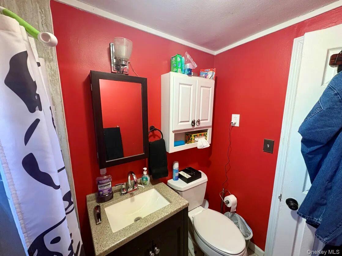 Single Family Tell  Suffolk County, NY 11729, MLS-943848-10