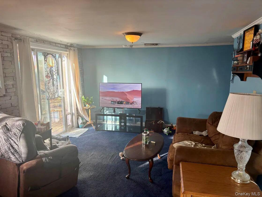 Single Family Tell  Suffolk County, NY 11729, MLS-943848-6