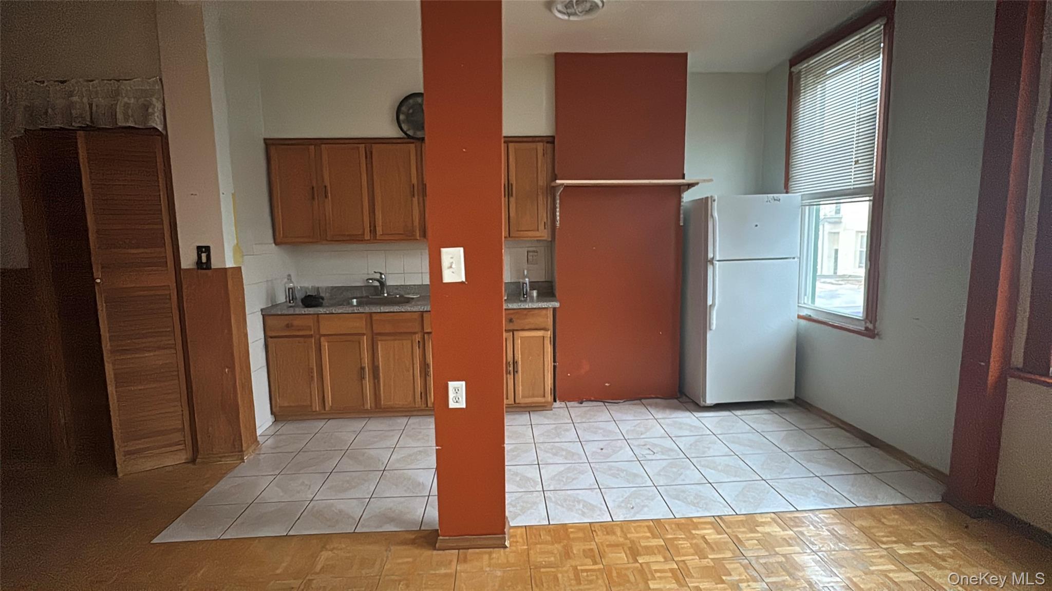 Single Family 60th  Queens, NY 11385, MLS-943849-6